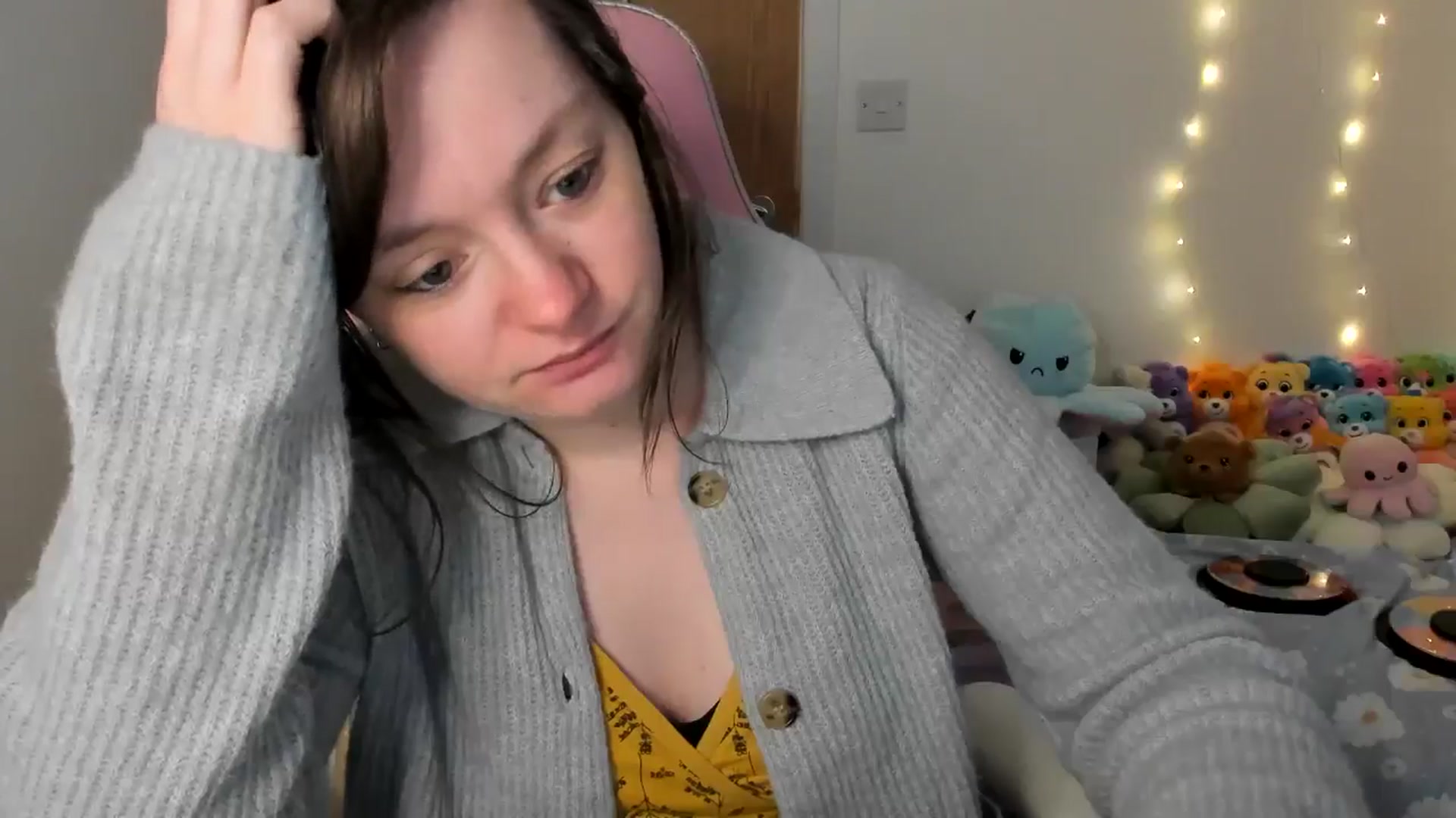 Gallery image thumbnail from JessieBear_'s myfreecams stream on, 02/26/2025, 18:09 image 14 of 20