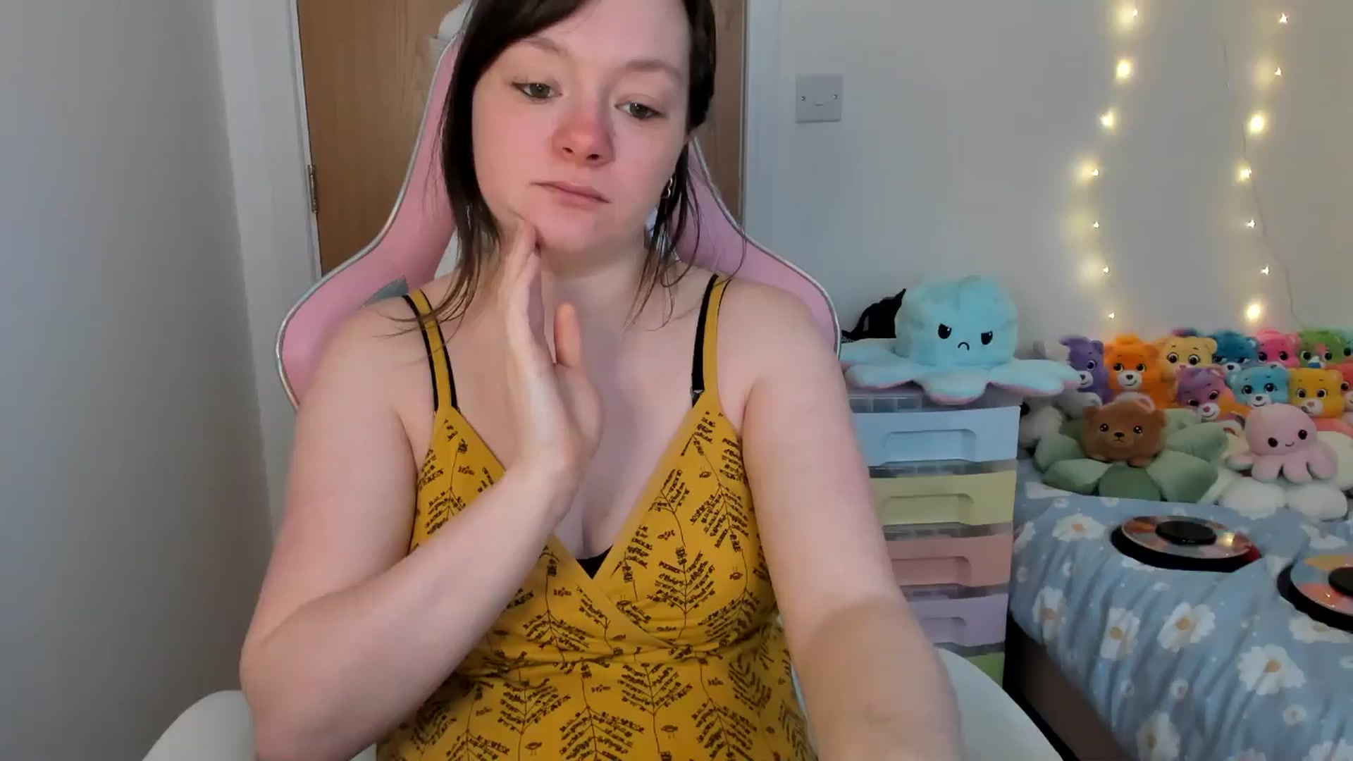 Gallery image thumbnail from JessieBear_'s myfreecams stream on, 02/26/2025, 18:09 image 10 of 20