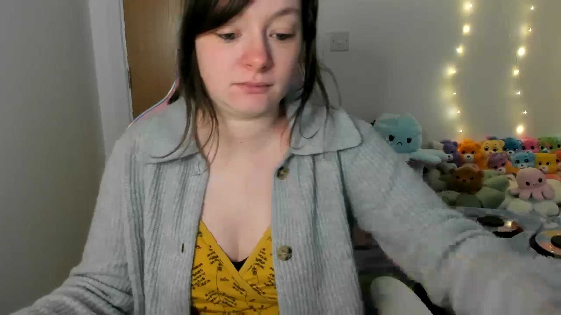 Gallery image thumbnail from JessieBear_'s myfreecams stream on, 02/26/2025, 18:09 image 15 of 20