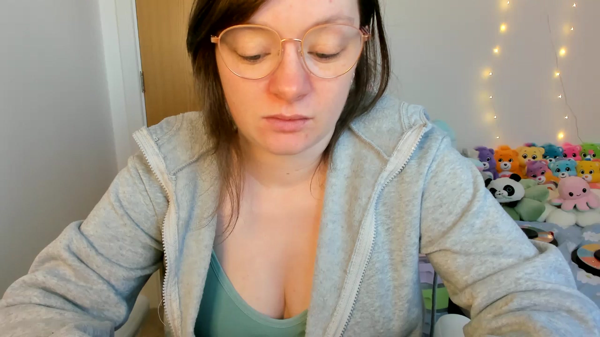 Gallery image thumbnail from JessieBear_'s myfreecams stream on, 02/28/2025, 17:53 image 11 of 20