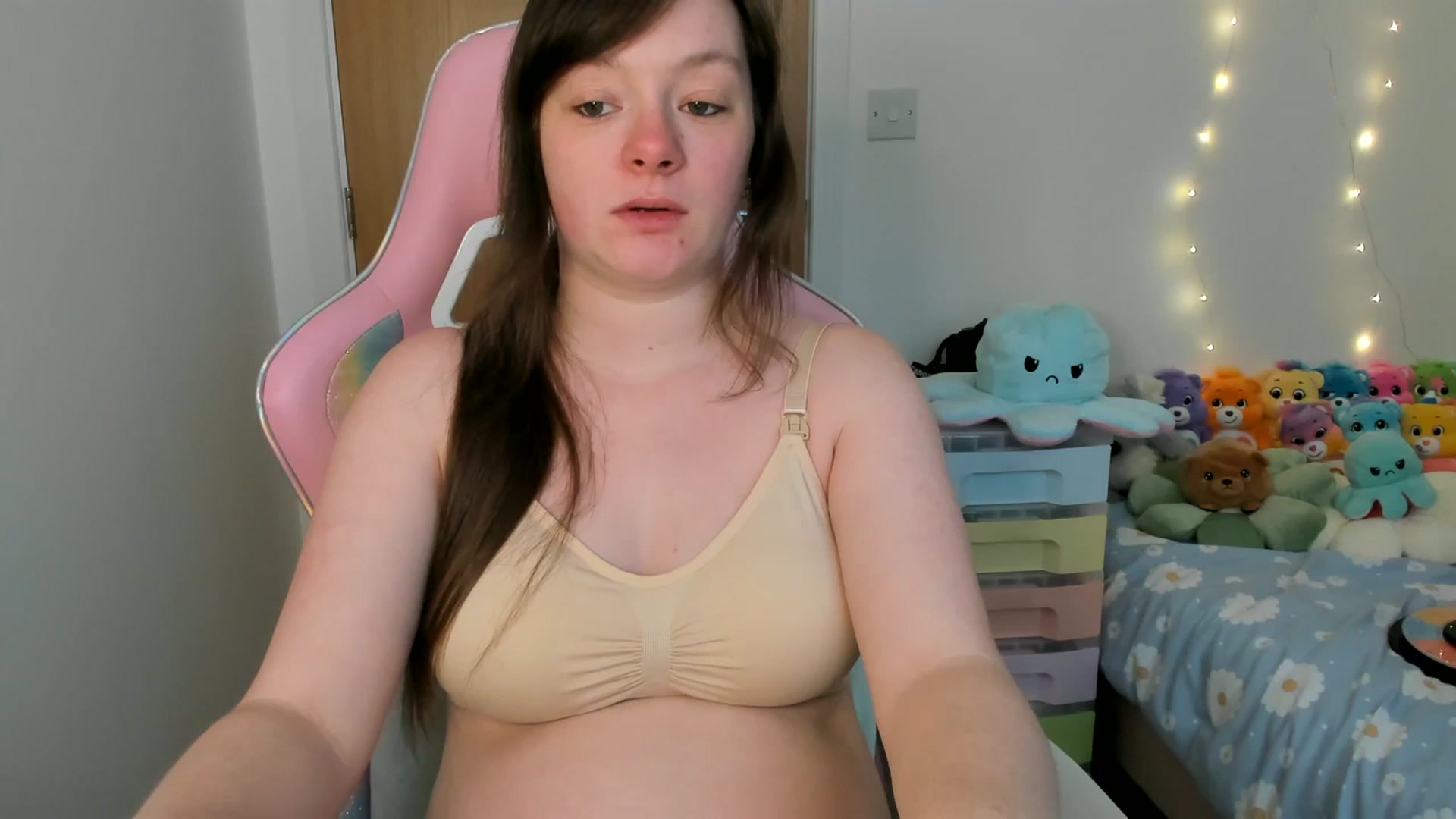 Gallery image thumbnail from JessieBear_'s myfreecams stream on, 03/03/2025, 17:44 image 5 of 20