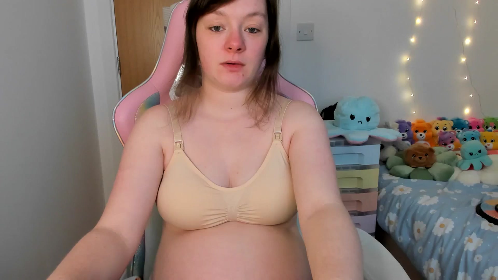Gallery image thumbnail from JessieBear_'s myfreecams stream on, 03/03/2025, 17:44 image 10 of 20