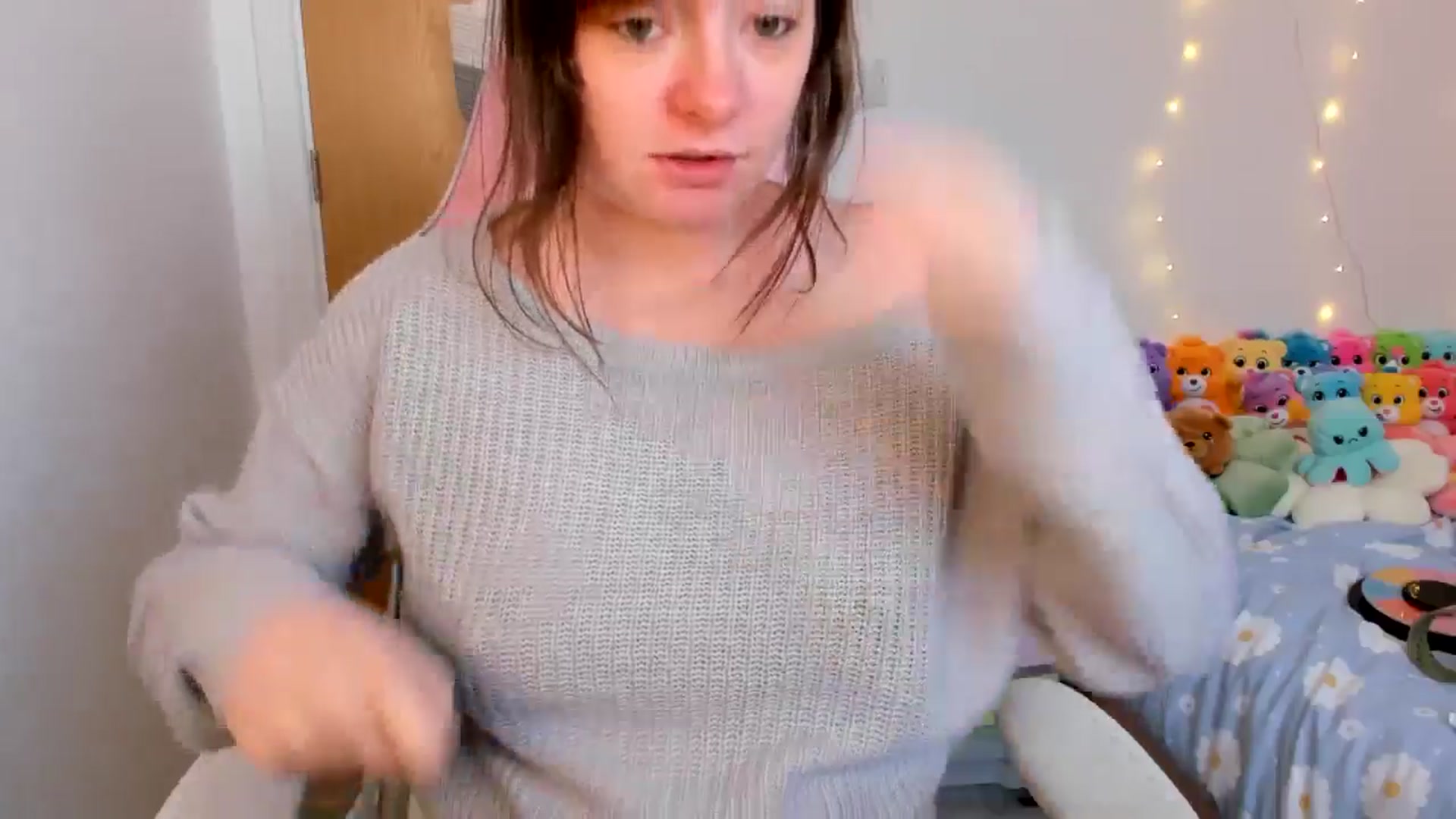 Gallery image thumbnail from JessieBear_'s myfreecams stream on, 03/04/2025, 18:03 image 3 of 20