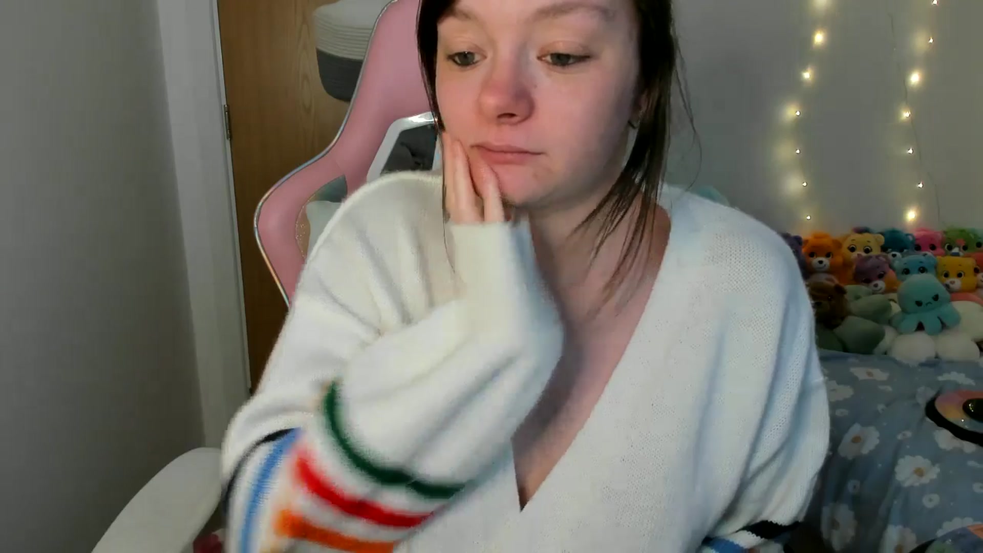 Gallery image thumbnail from JessieBear_'s myfreecams stream on, 03/06/2025, 18:02 image 11 of 20