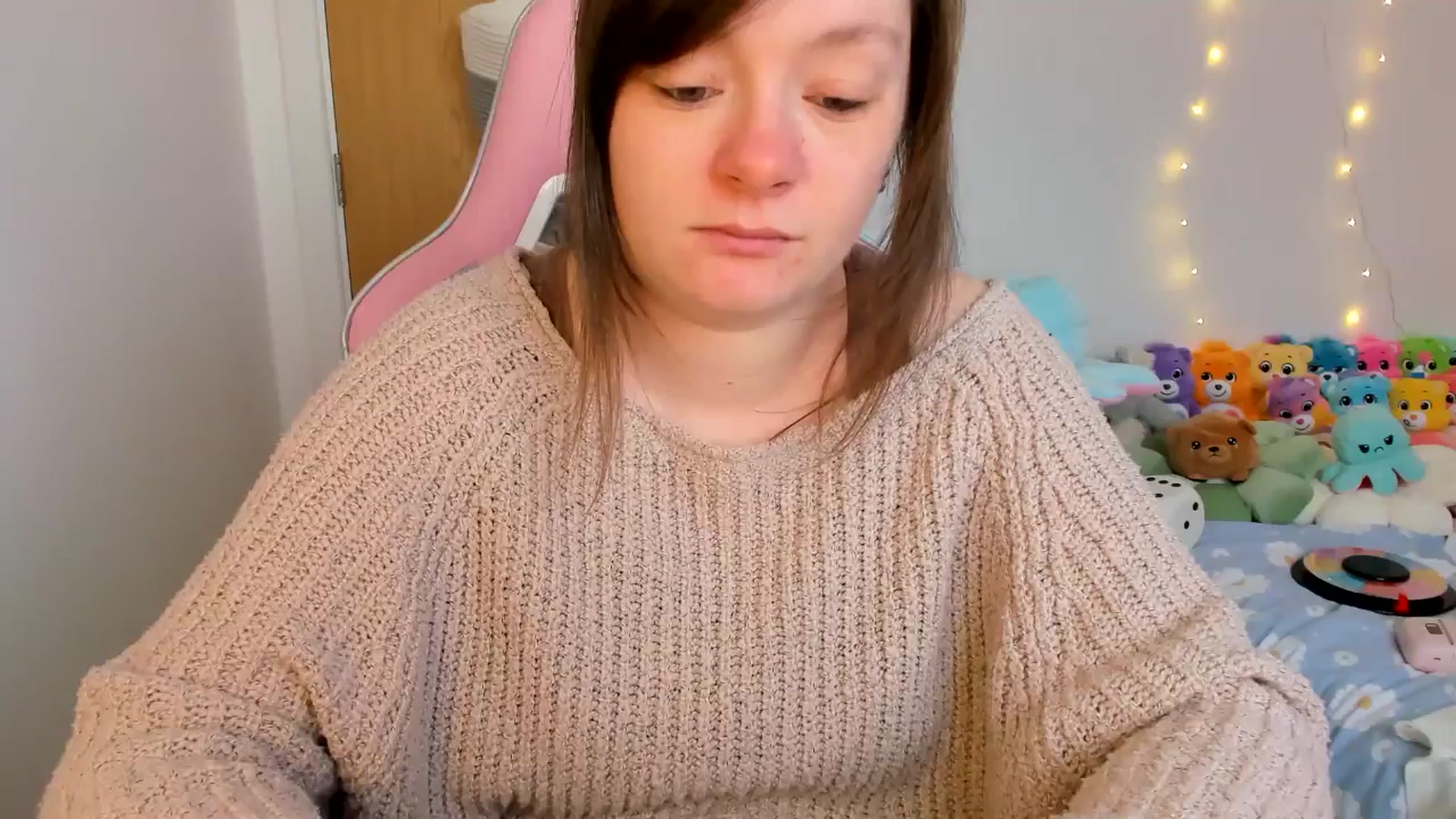 Gallery image thumbnail from JessieBear_'s myfreecams stream on, 03/07/2025, 16:47 image 14 of 20
