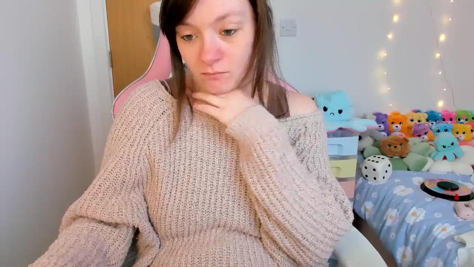 Gallery image thumbnail from JessieBear_'s myfreecams stream on, 03/07/2025, 16:47 image 8 of 20