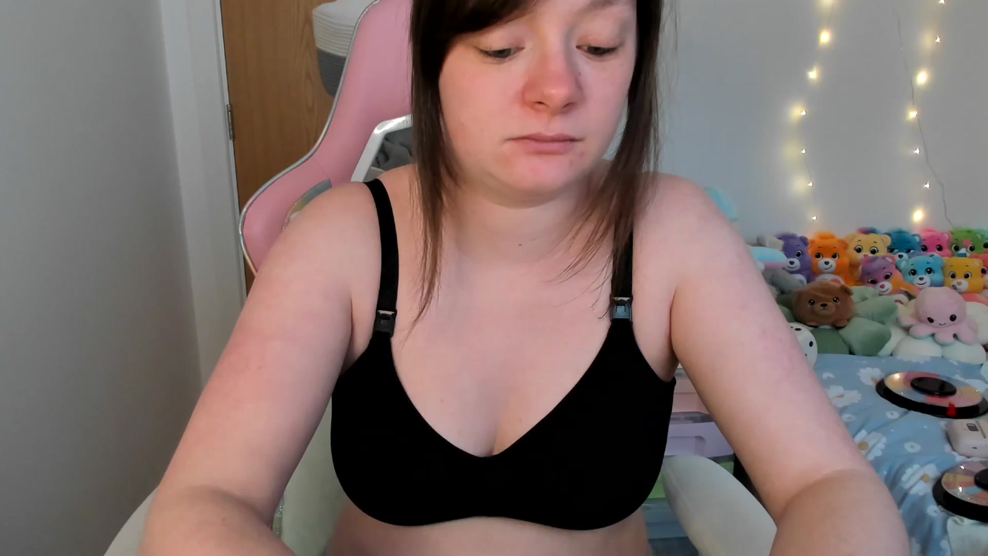 Gallery image thumbnail from JessieBear_'s myfreecams stream on, 03/07/2025, 17:07 image 16 of 20
