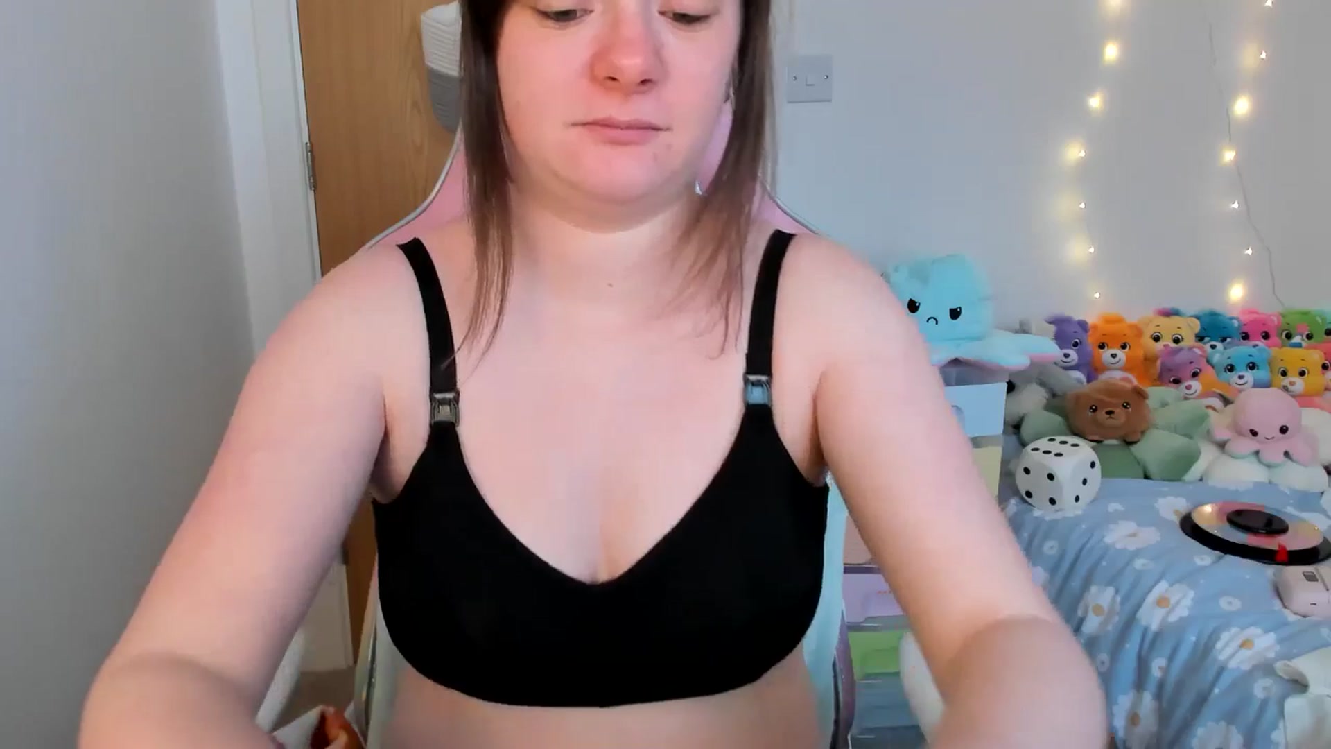 Gallery image thumbnail from JessieBear_'s myfreecams stream on, 03/07/2025, 17:07 image 8 of 20