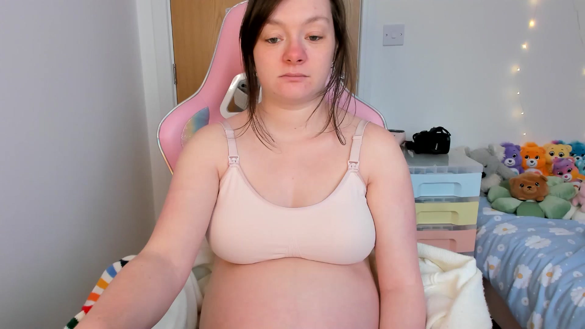 Gallery image thumbnail from JessieBear_'s myfreecams stream on, 03/17/2025, 16:53 image 6 of 20