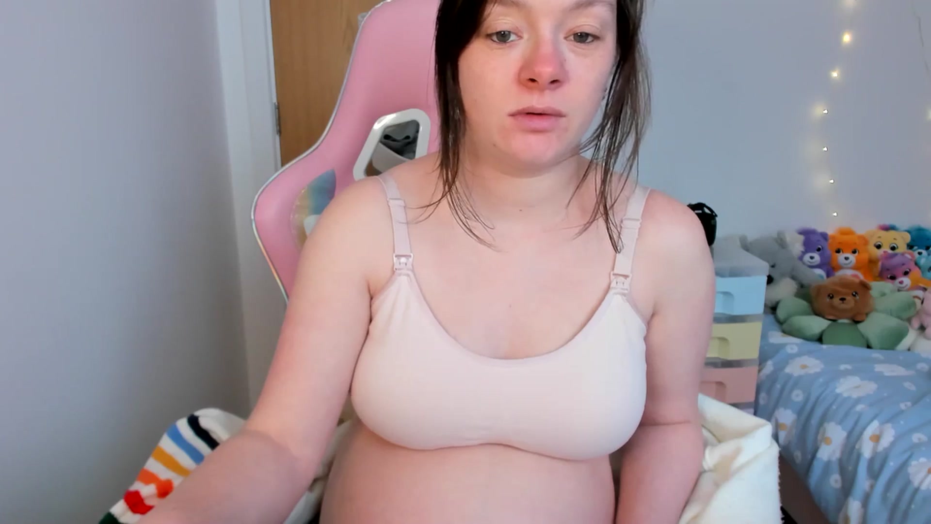 Gallery image thumbnail from JessieBear_'s myfreecams stream on, 03/17/2025, 16:53 image 5 of 20