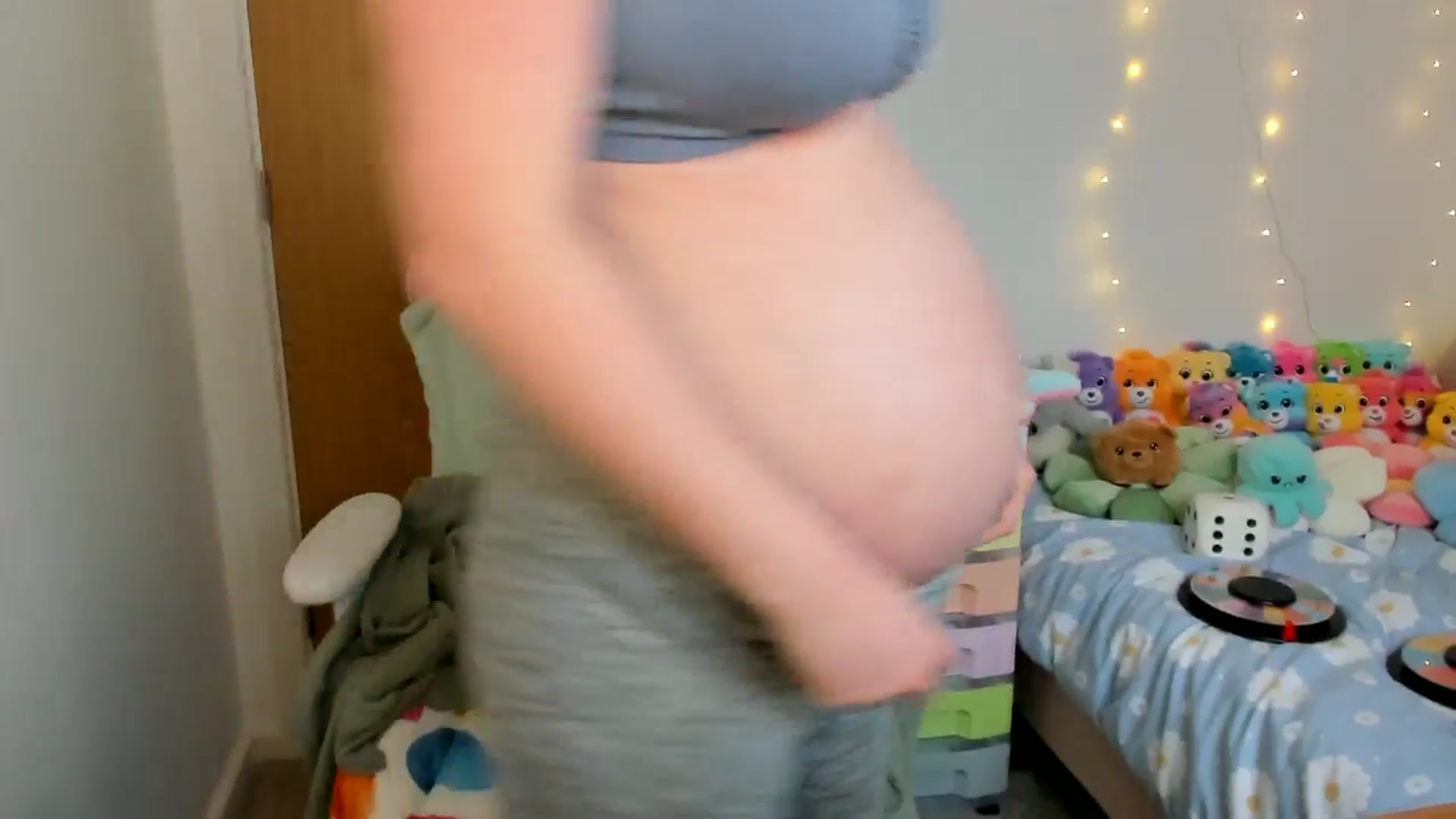 Gallery image thumbnail from JessieBear_'s myfreecams stream on, 03/20/2025, 17:48 image 16 of 20