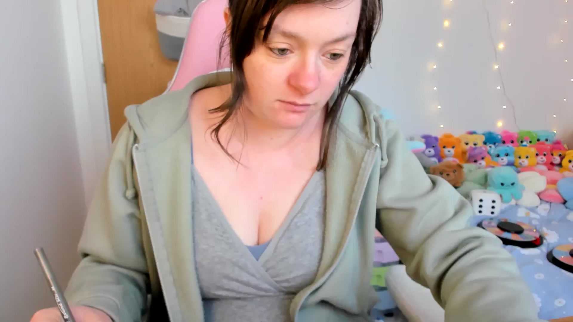 Gallery image thumbnail from JessieBear_'s myfreecams stream on, 03/20/2025, 17:48 image 1 of 20