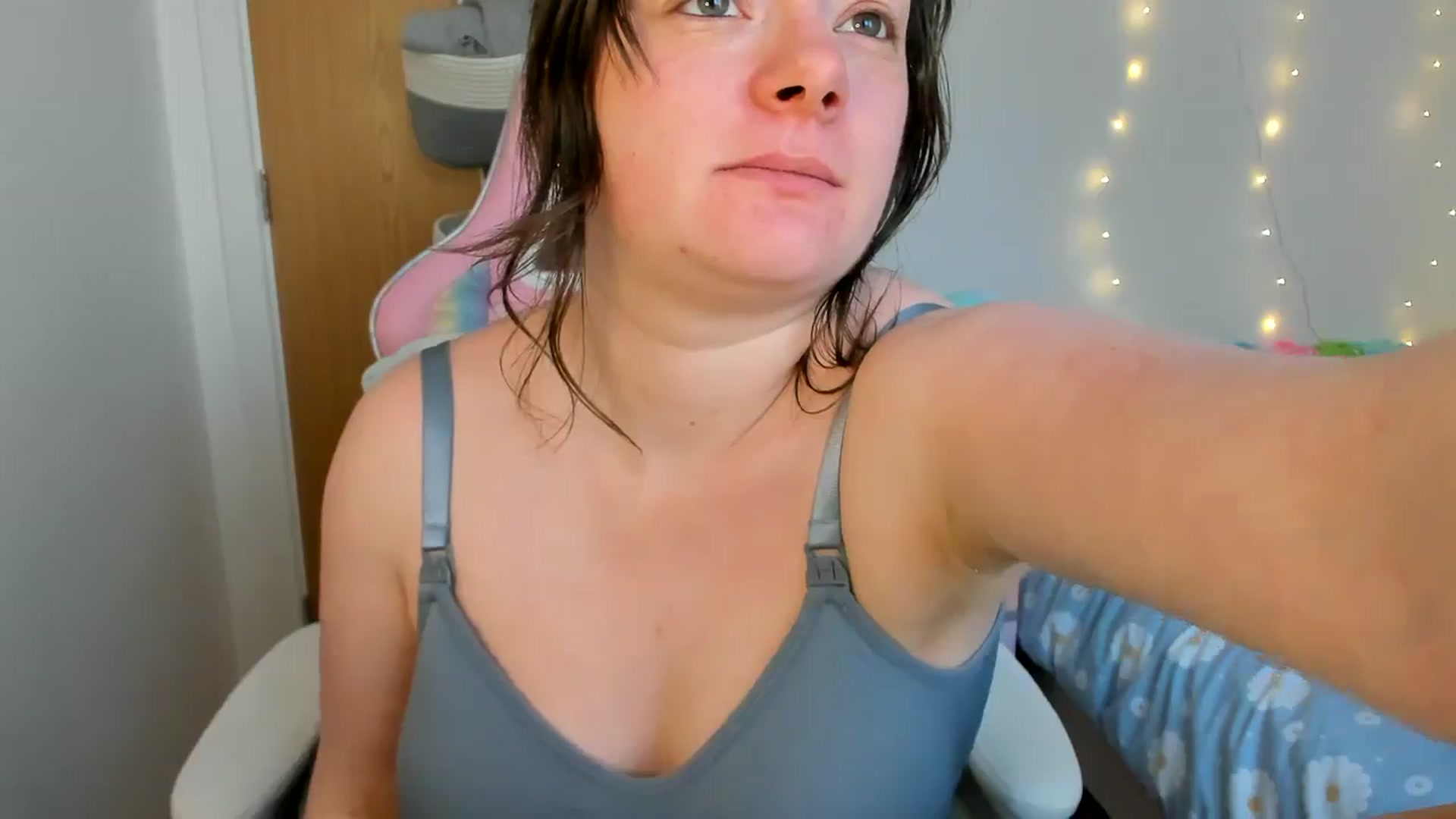 Gallery image thumbnail from JessieBear_'s myfreecams stream on, 03/20/2025, 17:48 image 20 of 20