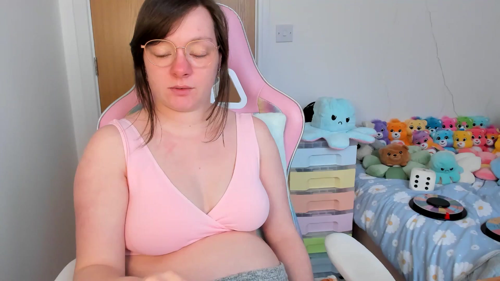 Gallery image thumbnail from JessieBear_'s myfreecams stream on, 03/21/2025, 16:25 image 20 of 20