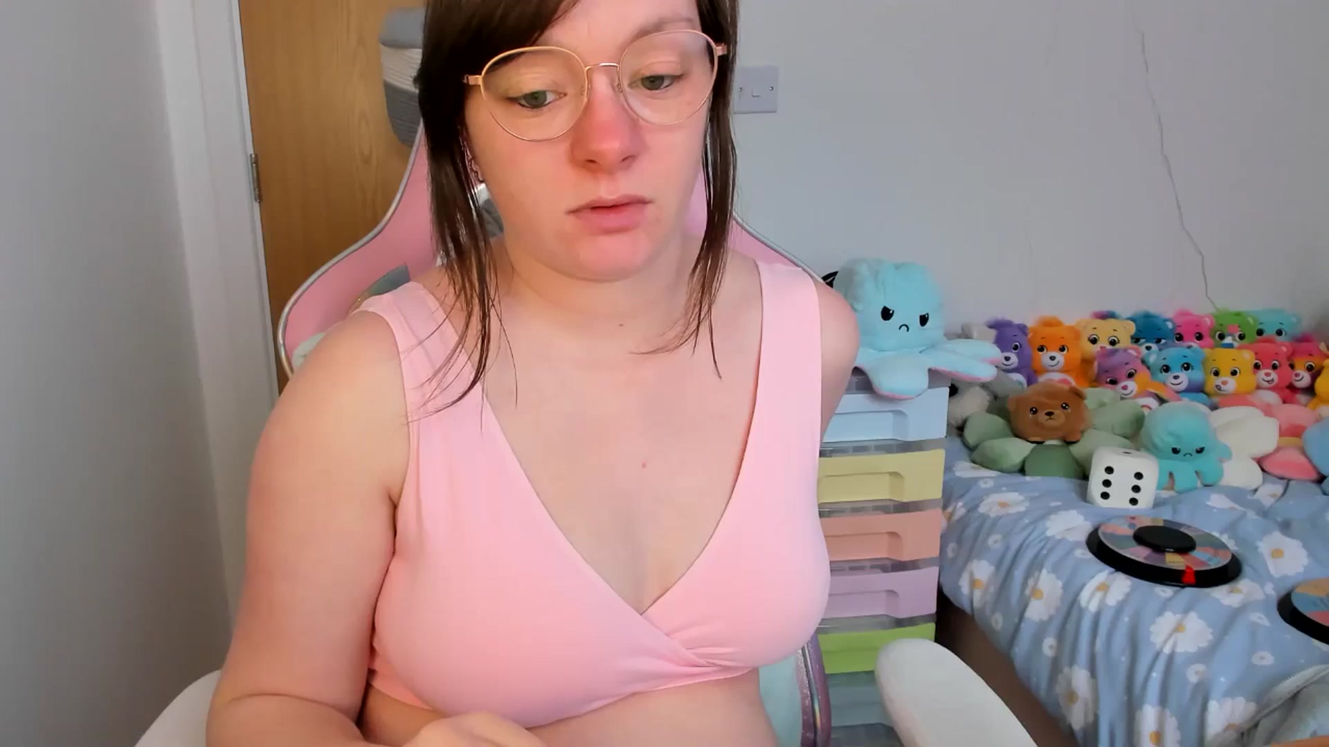 Gallery image thumbnail from JessieBear_'s myfreecams stream on, 03/21/2025, 16:25 image 14 of 20