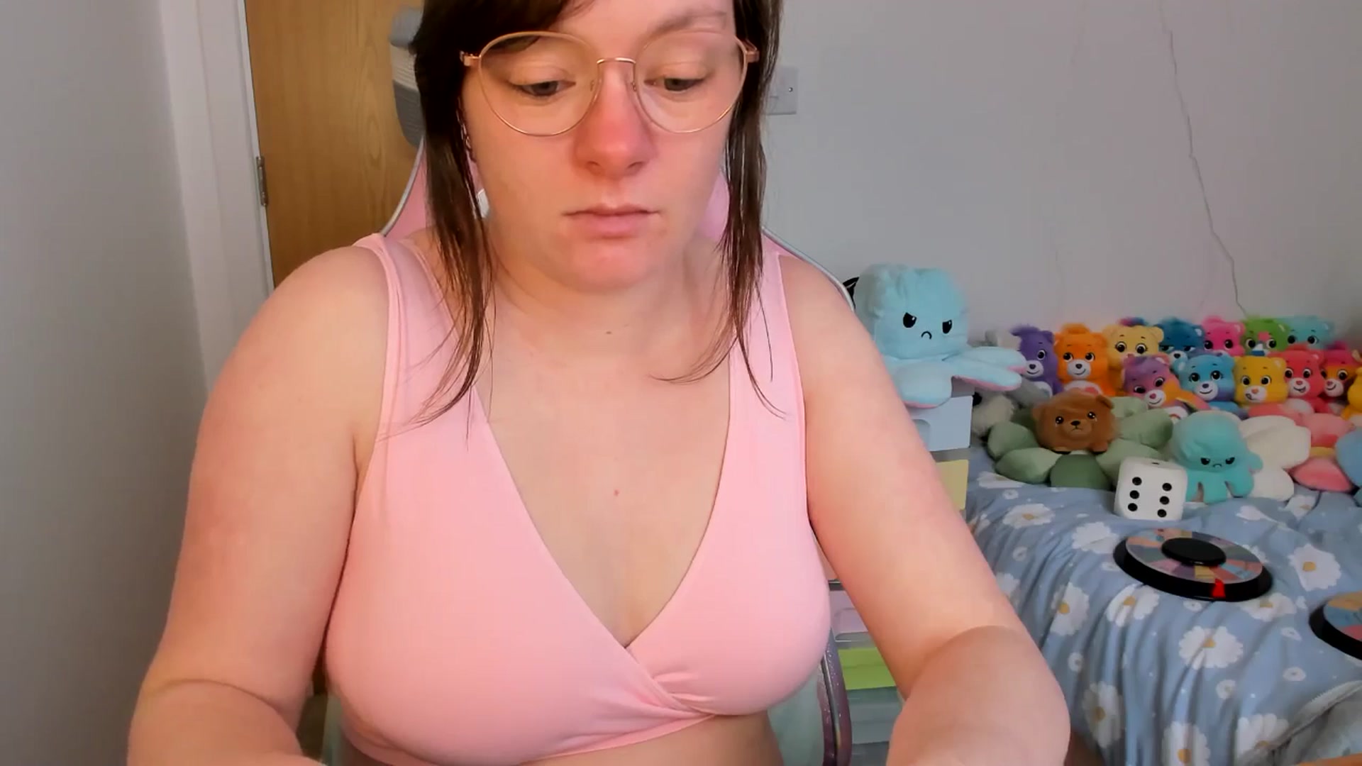 Gallery image thumbnail from JessieBear_'s myfreecams stream on, 03/21/2025, 16:25 image 18 of 20