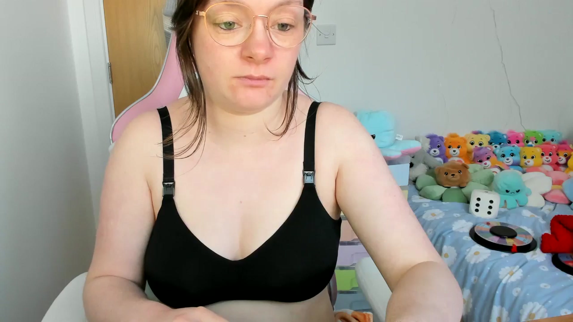 Gallery image thumbnail from JessieBear_'s myfreecams stream on, 03/24/2025, 18:16 image 17 of 20