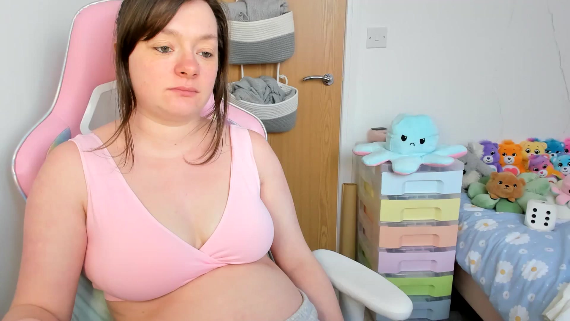 Gallery image thumbnail from JessieBear_'s myfreecams stream on, 03/27/2025, 18:48 image 1 of 20