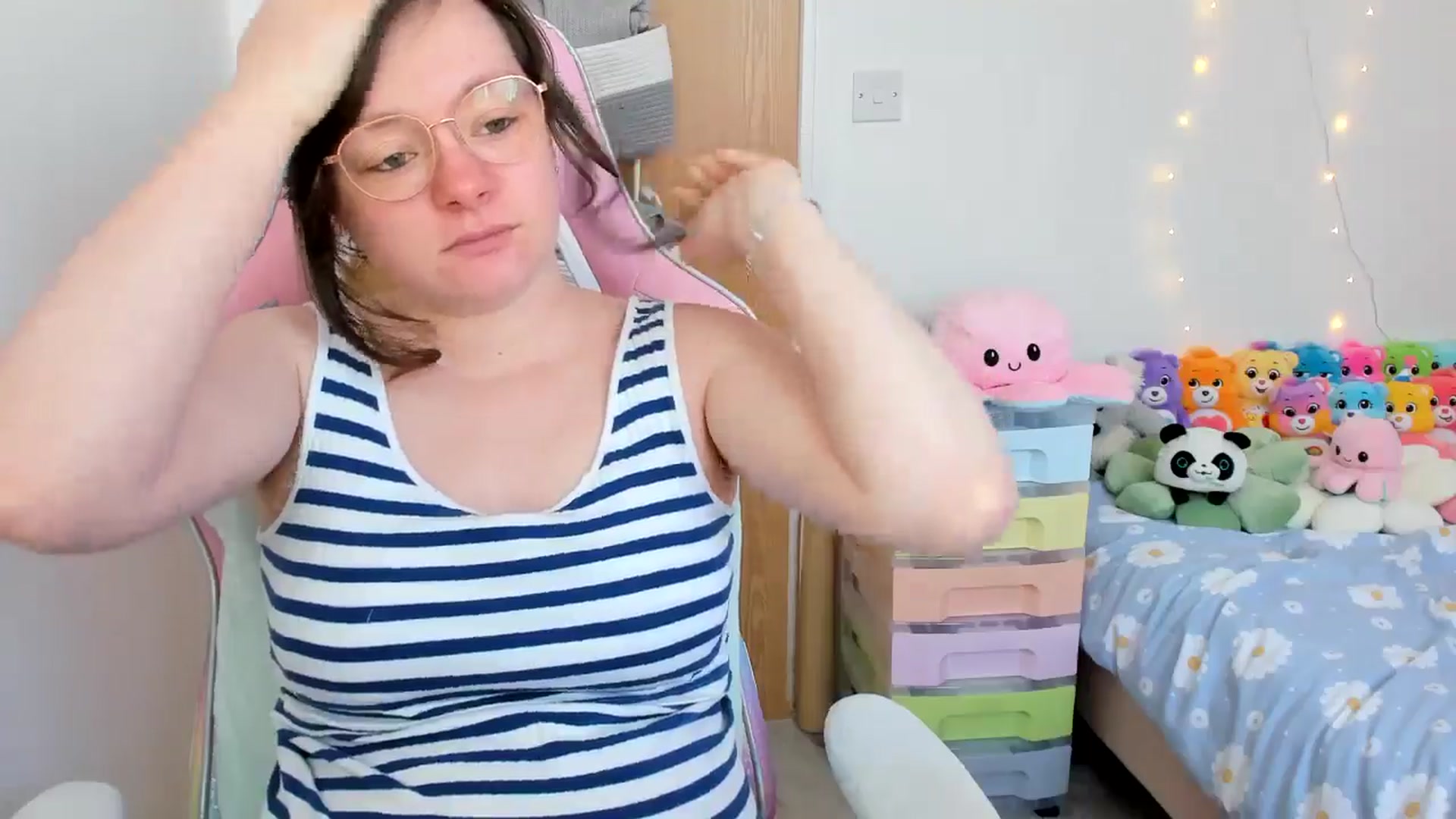 Gallery image thumbnail from JessieBear_'s myfreecams stream on, 04/03/2025, 15:53 image 5 of 20