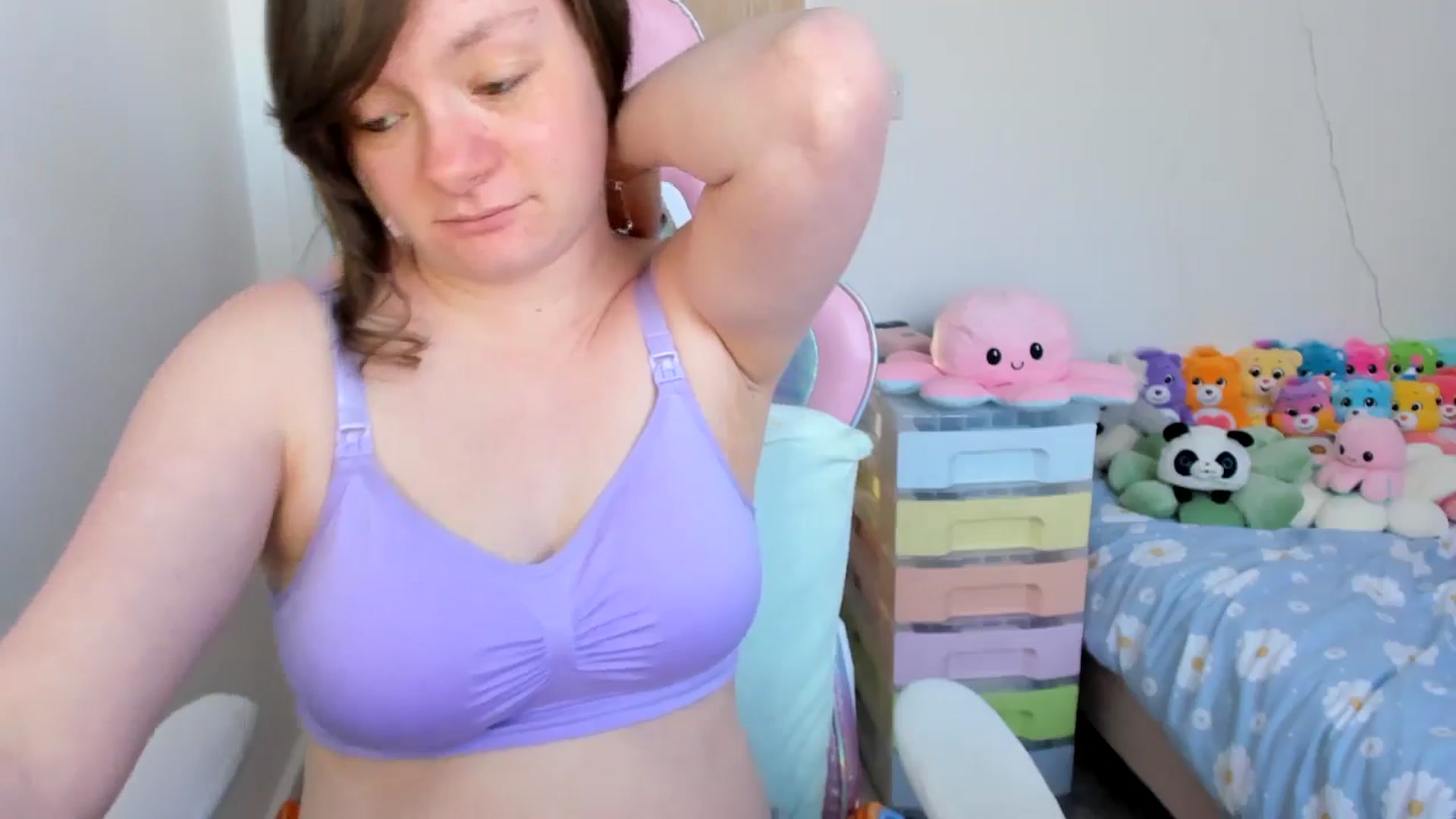 Gallery image thumbnail from JessieBear_'s myfreecams stream on, 04/04/2025, 17:03 image 20 of 20