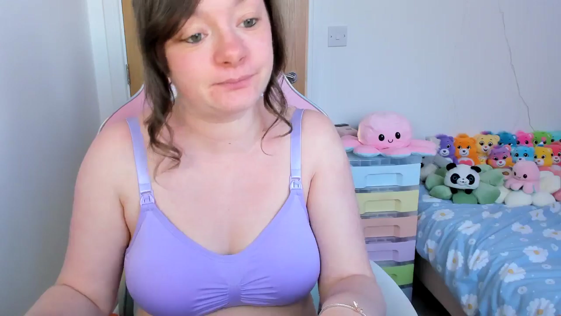 Gallery image thumbnail from JessieBear_'s myfreecams stream on, 04/04/2025, 17:18 image 7 of 20