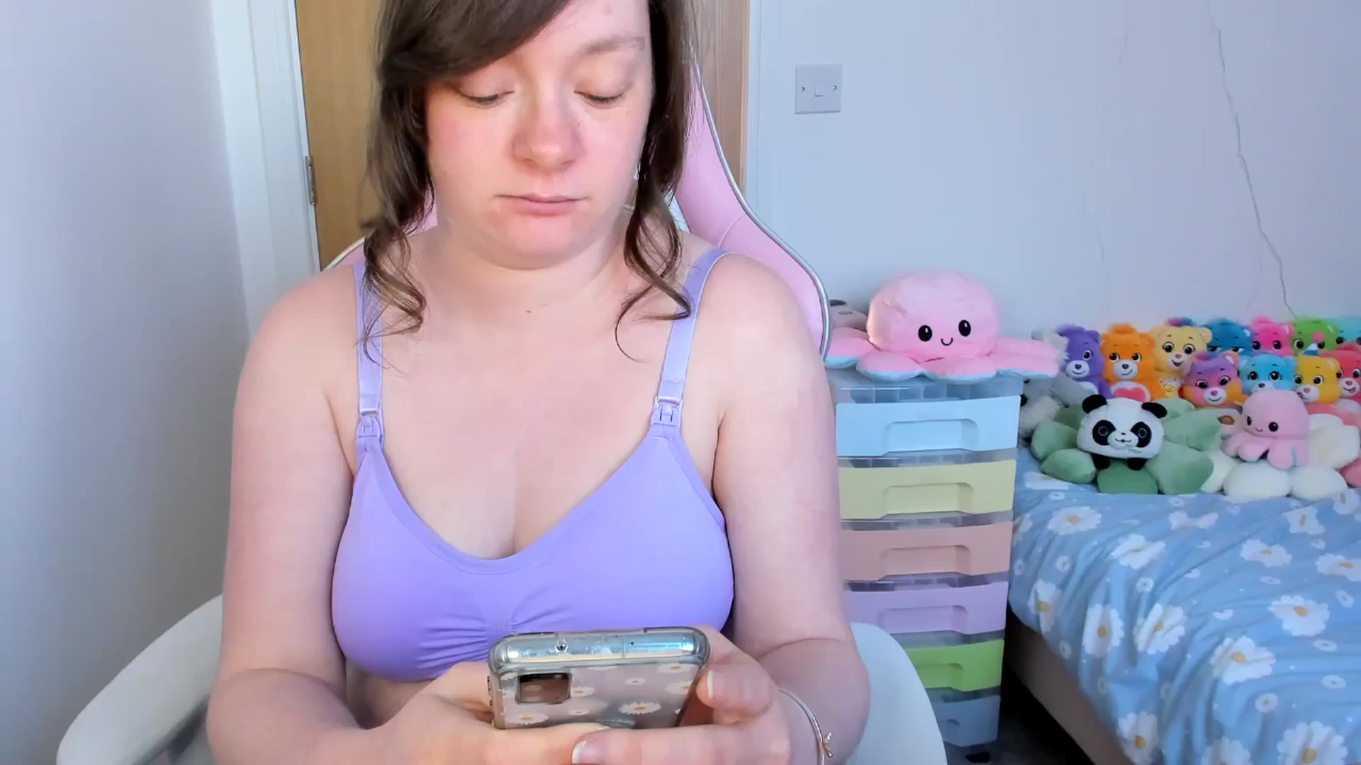 Gallery image thumbnail from JessieBear_'s myfreecams stream on, 04/04/2025, 17:18 image 19 of 20