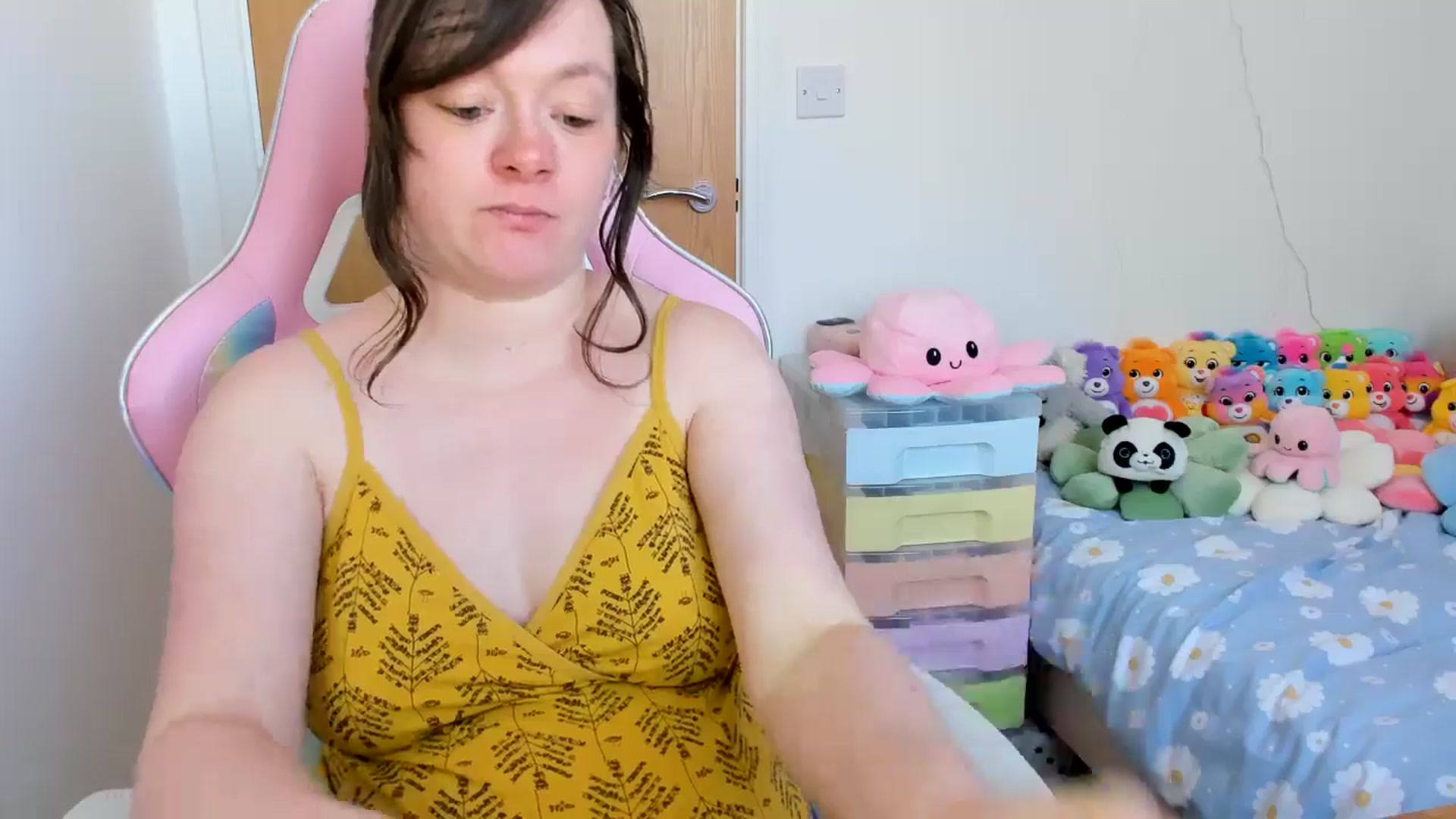 Gallery image thumbnail from JessieBear_'s myfreecams stream on, 04/07/2025, 15:55 image 20 of 20