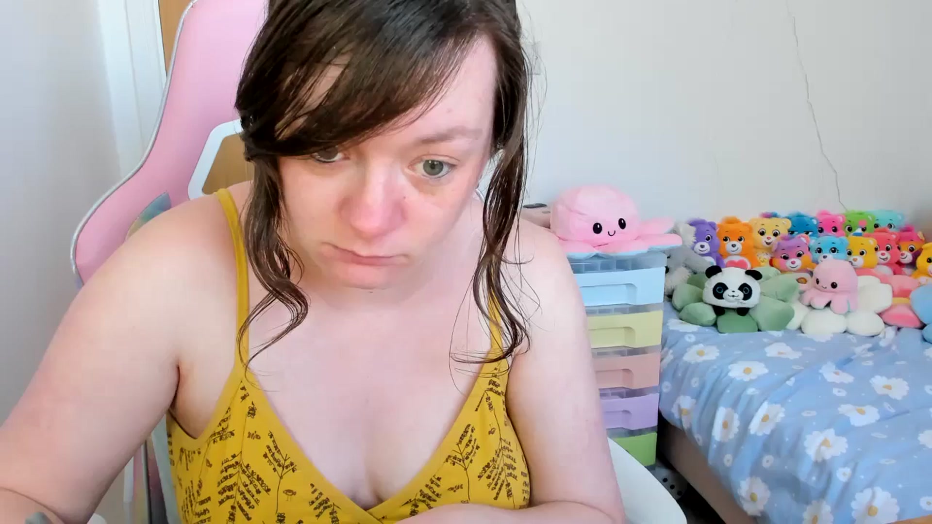 Gallery image thumbnail from JessieBear_'s myfreecams stream on, 04/07/2025, 15:55 image 16 of 20