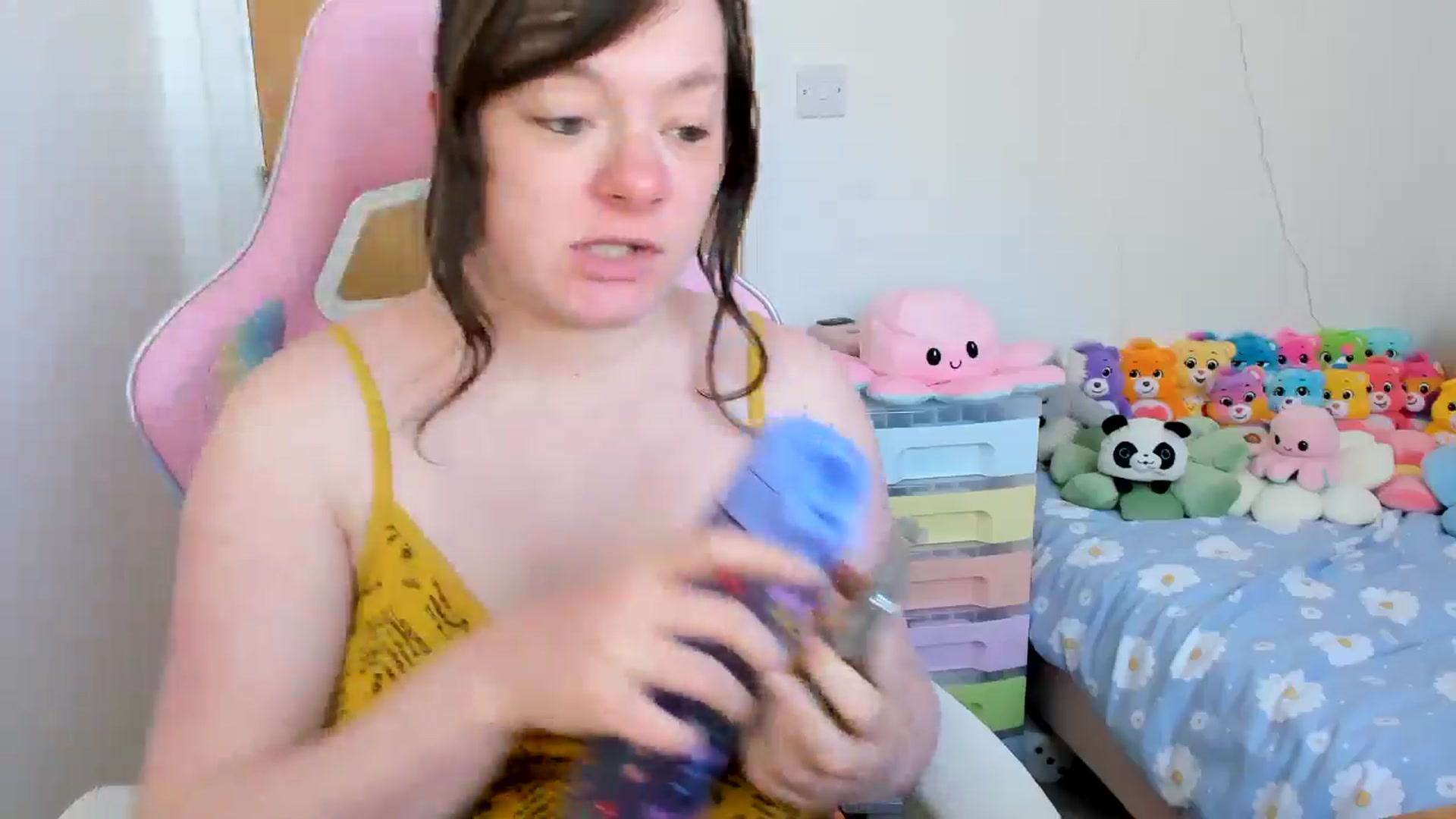 Gallery image thumbnail from JessieBear_'s myfreecams stream on, 04/07/2025, 15:55 image 18 of 20