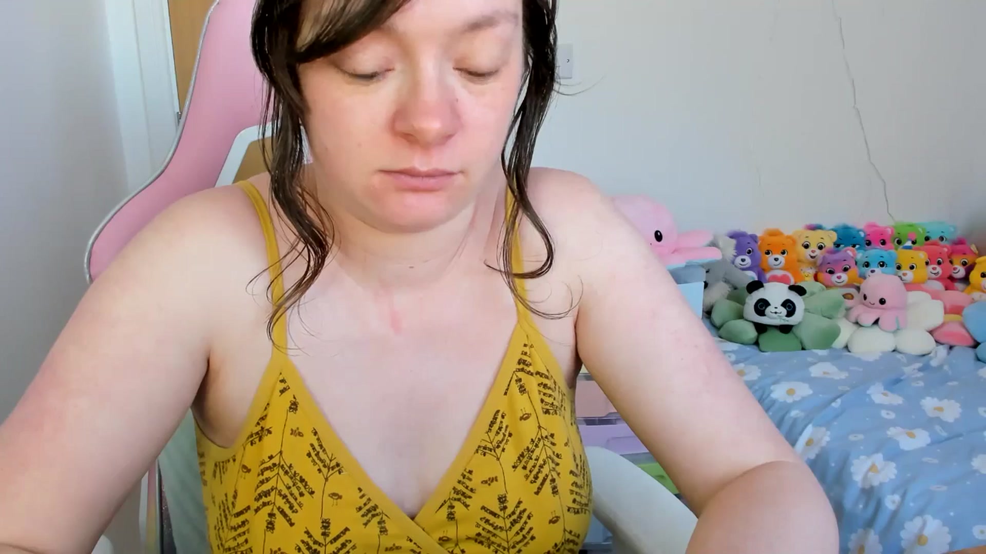 Gallery image thumbnail from JessieBear_'s myfreecams stream on, 04/07/2025, 16:35 image 3 of 20