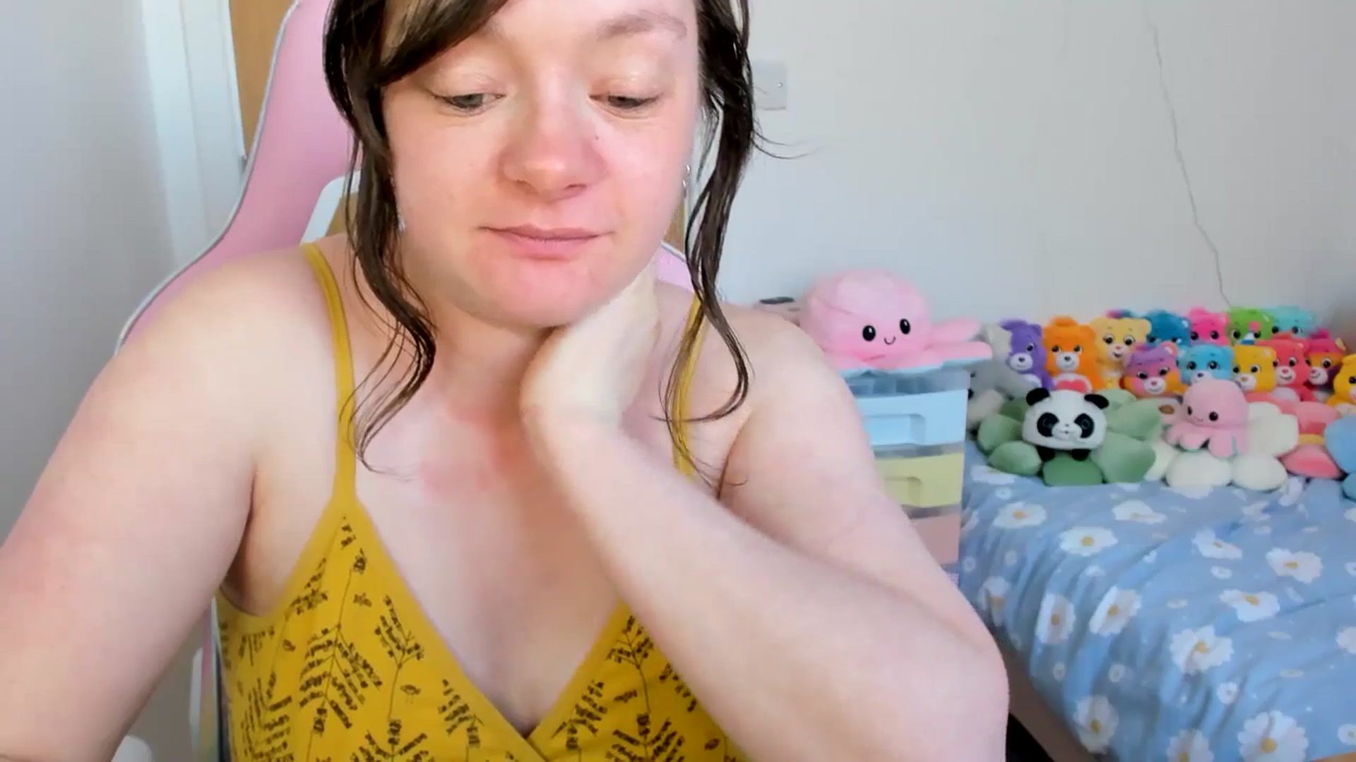 Gallery image thumbnail from JessieBear_'s myfreecams stream on, 04/07/2025, 16:35 image 8 of 20