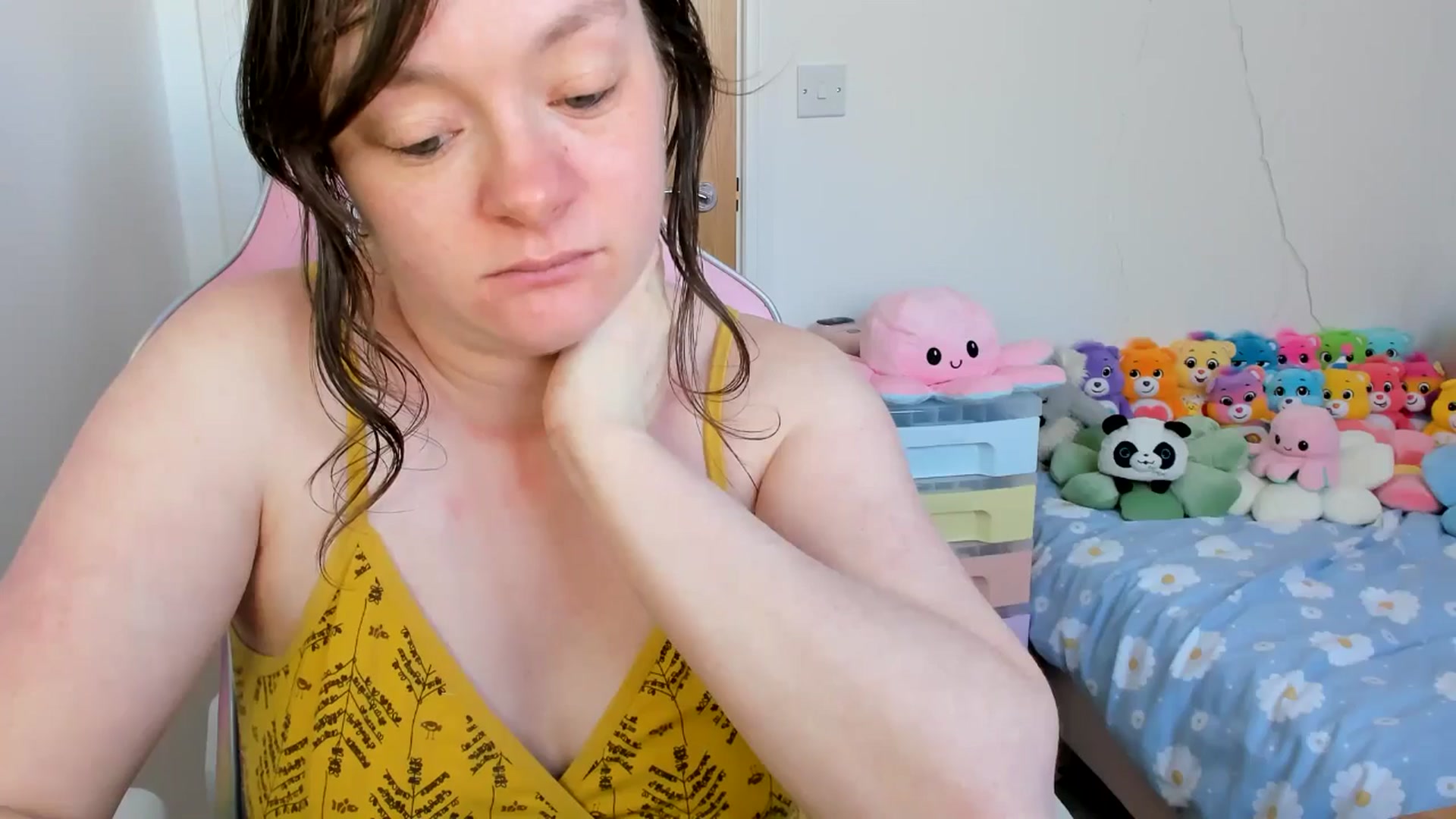 Gallery image thumbnail from JessieBear_'s myfreecams stream on, 04/07/2025, 16:35 image 11 of 20