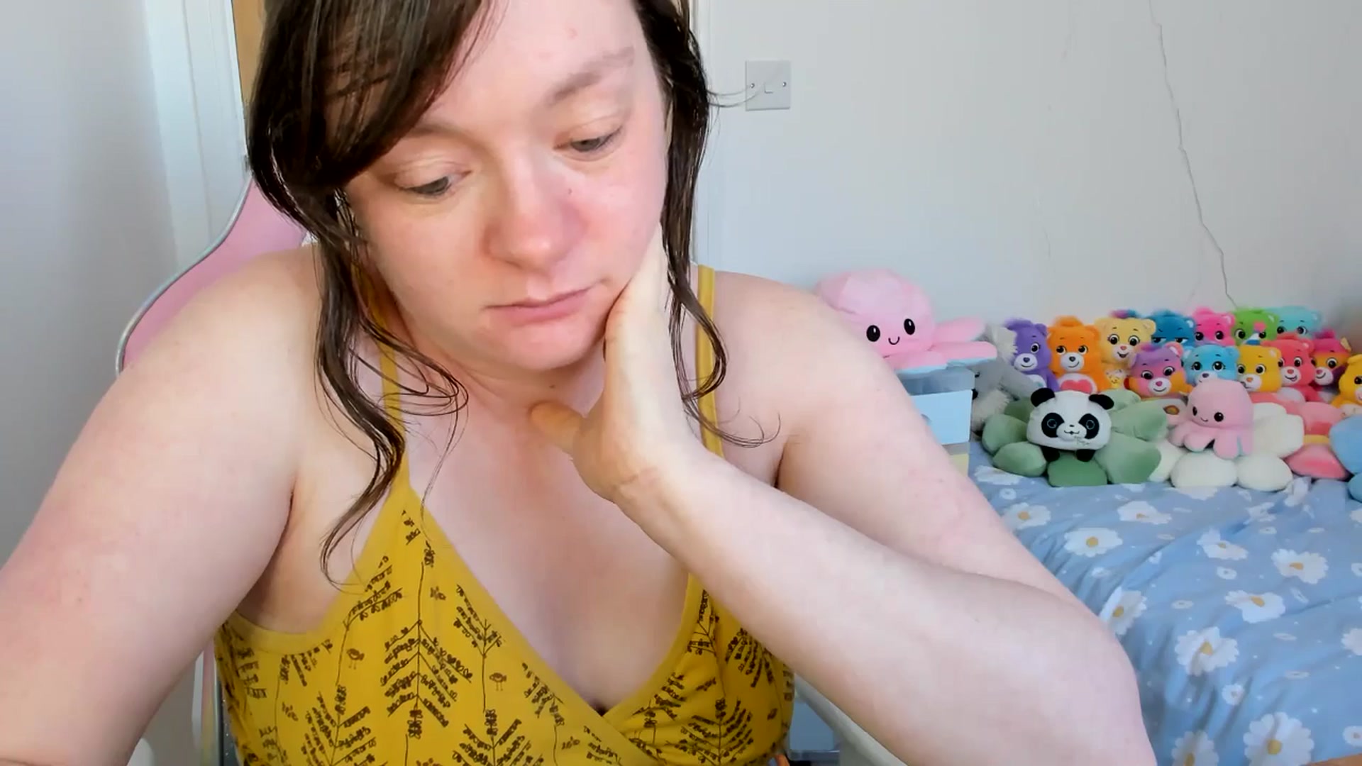 Gallery image thumbnail from JessieBear_'s myfreecams stream on, 04/07/2025, 16:35 image 2 of 20