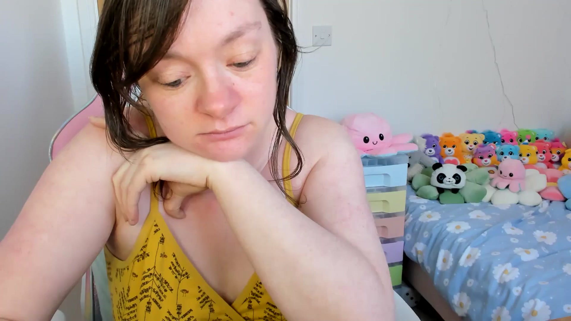 Gallery image thumbnail from JessieBear_'s myfreecams stream on, 04/07/2025, 16:35 image 5 of 20