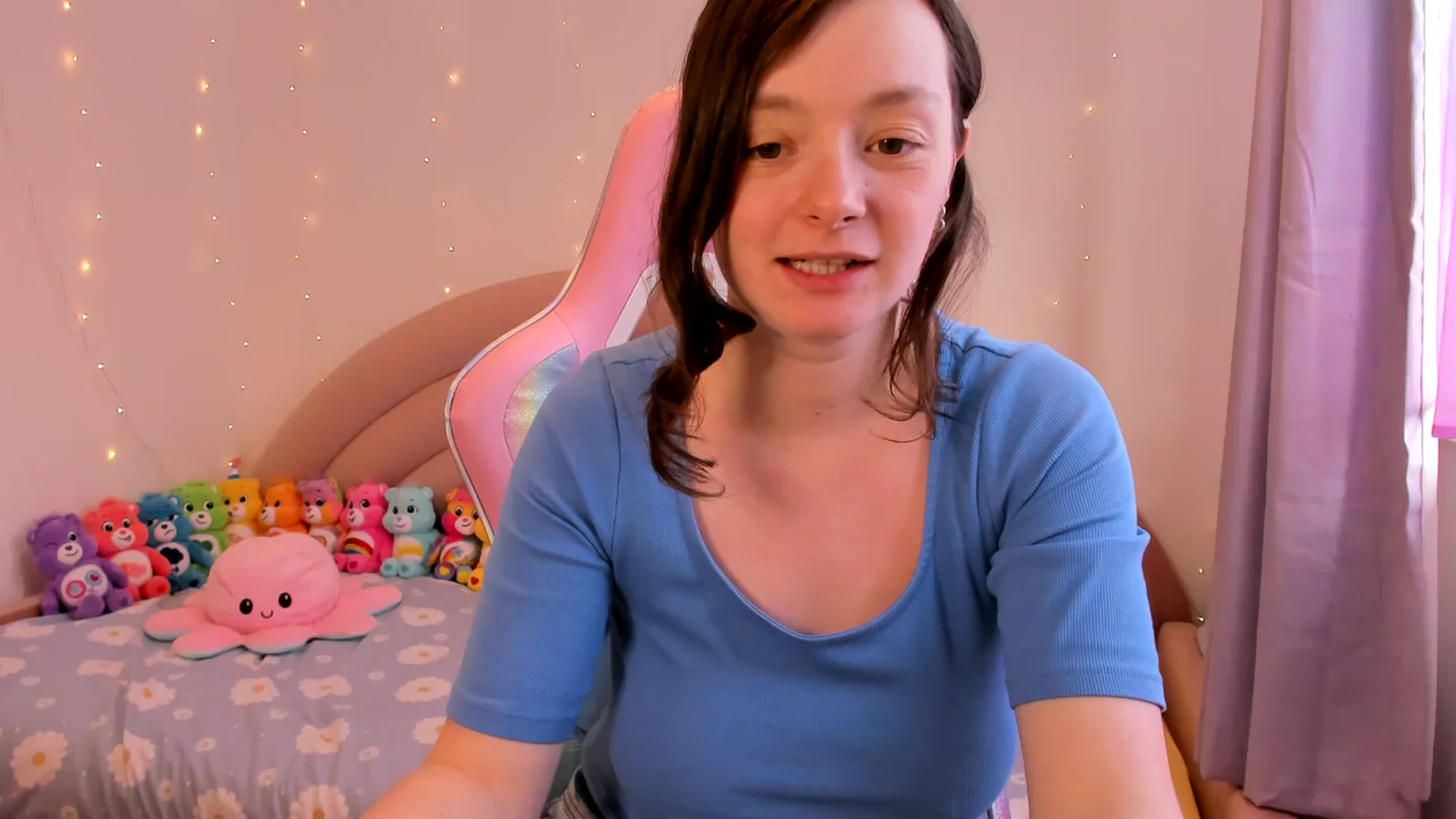 Gallery image thumbnail from JessieBear_'s myfreecams stream on, 02/01/2026, 15:00 image 1 of 20