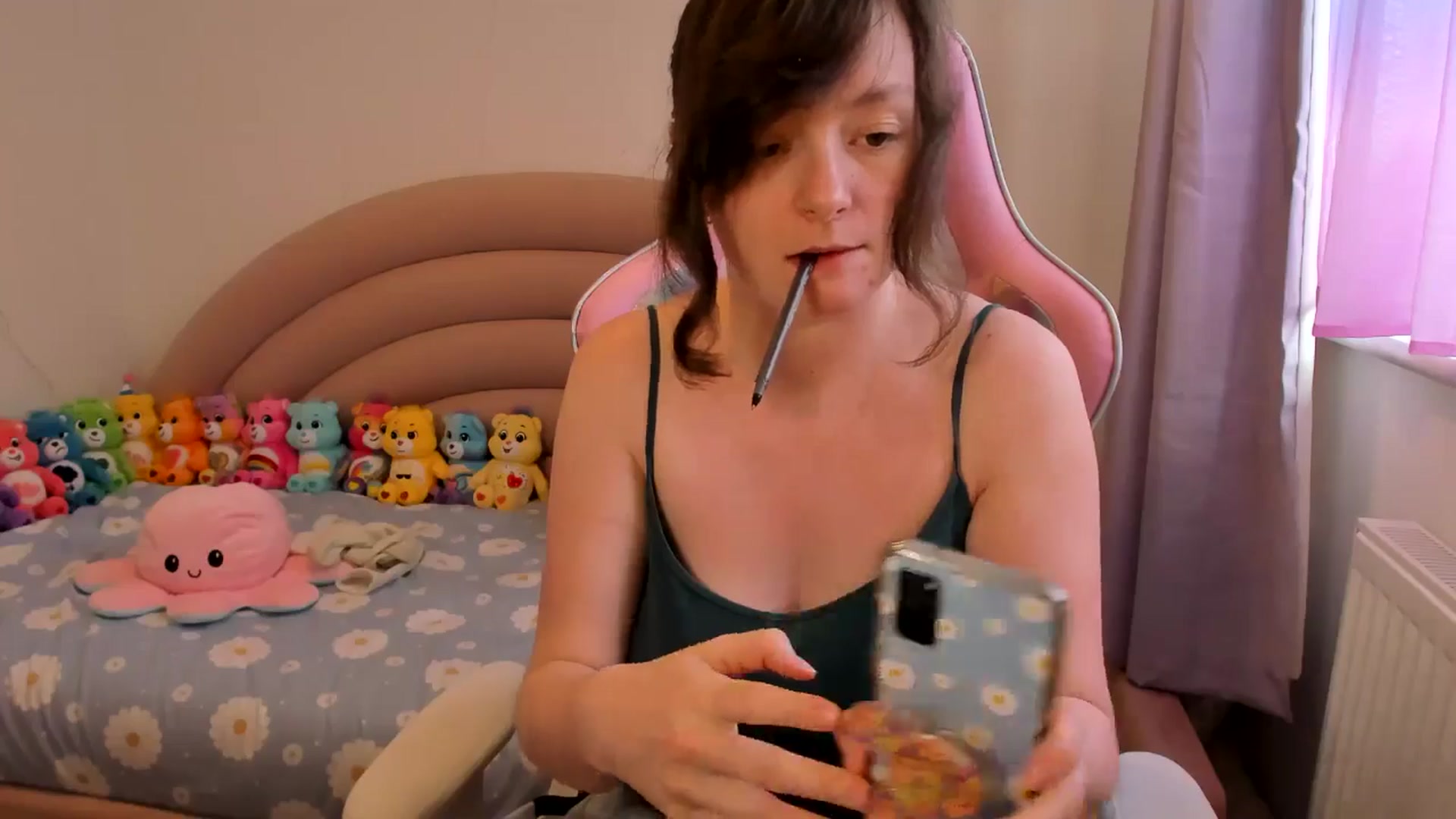 Gallery image thumbnail from JessieBear_'s myfreecams stream on, 02/22/2026, 14:59 image 6 of 20