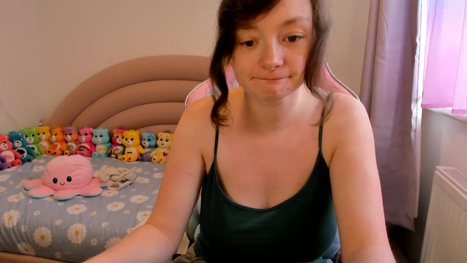Gallery image thumbnail from JessieBear_'s myfreecams stream on, 02/22/2026, 14:59 image 10 of 20
