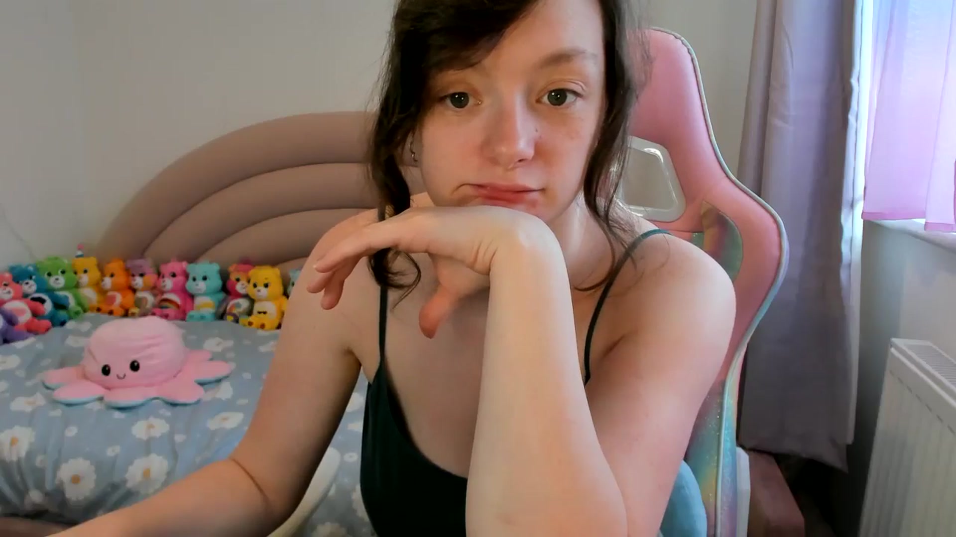 Gallery image thumbnail from JessieBear_'s myfreecams stream on, 02/22/2026, 15:59 image 10 of 20