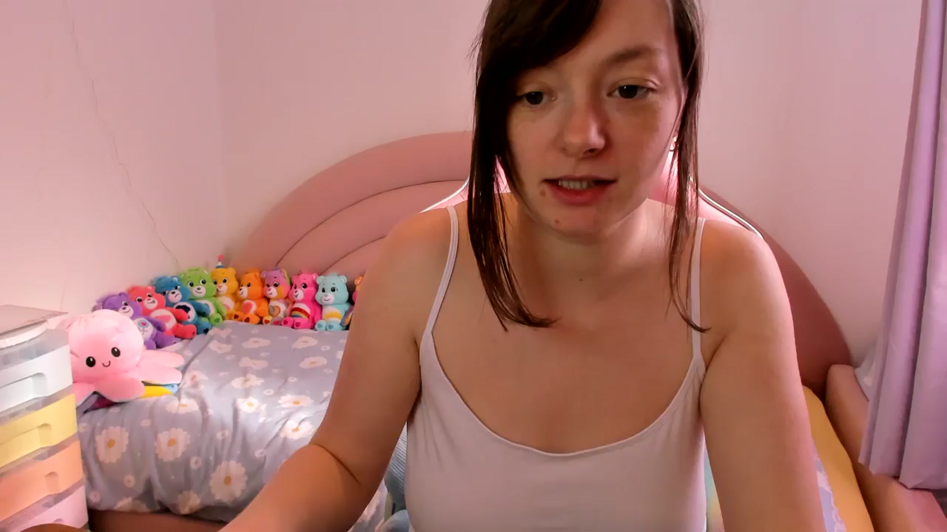 Gallery image thumbnail from JessieBear_'s myfreecams stream on, 04/11/2026, 09:55 image 1 of 20