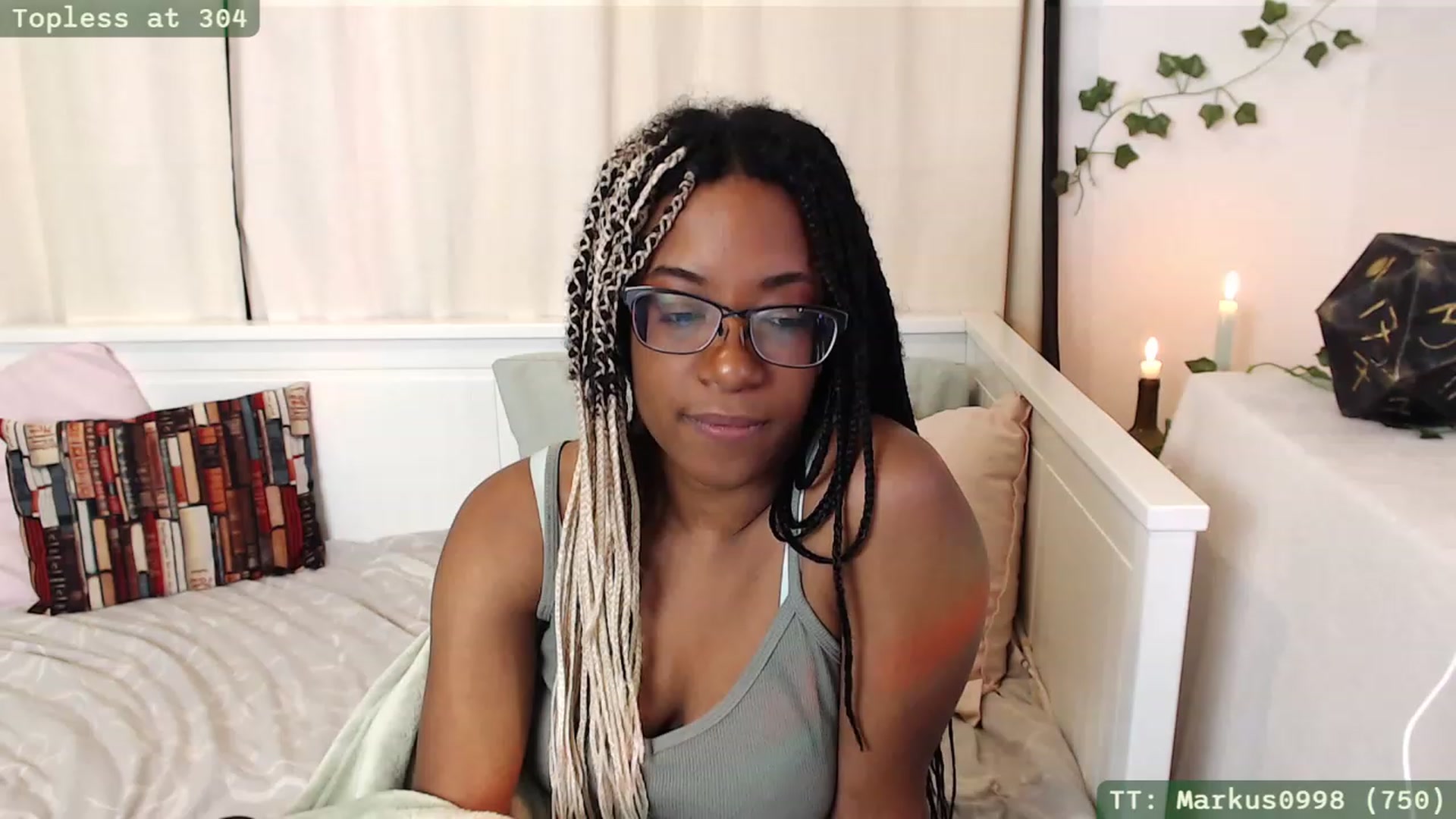 Gallery image thumbnail from JessieDames's myfreecams stream on, 11/29/2022, 24:55 image 9 of 20