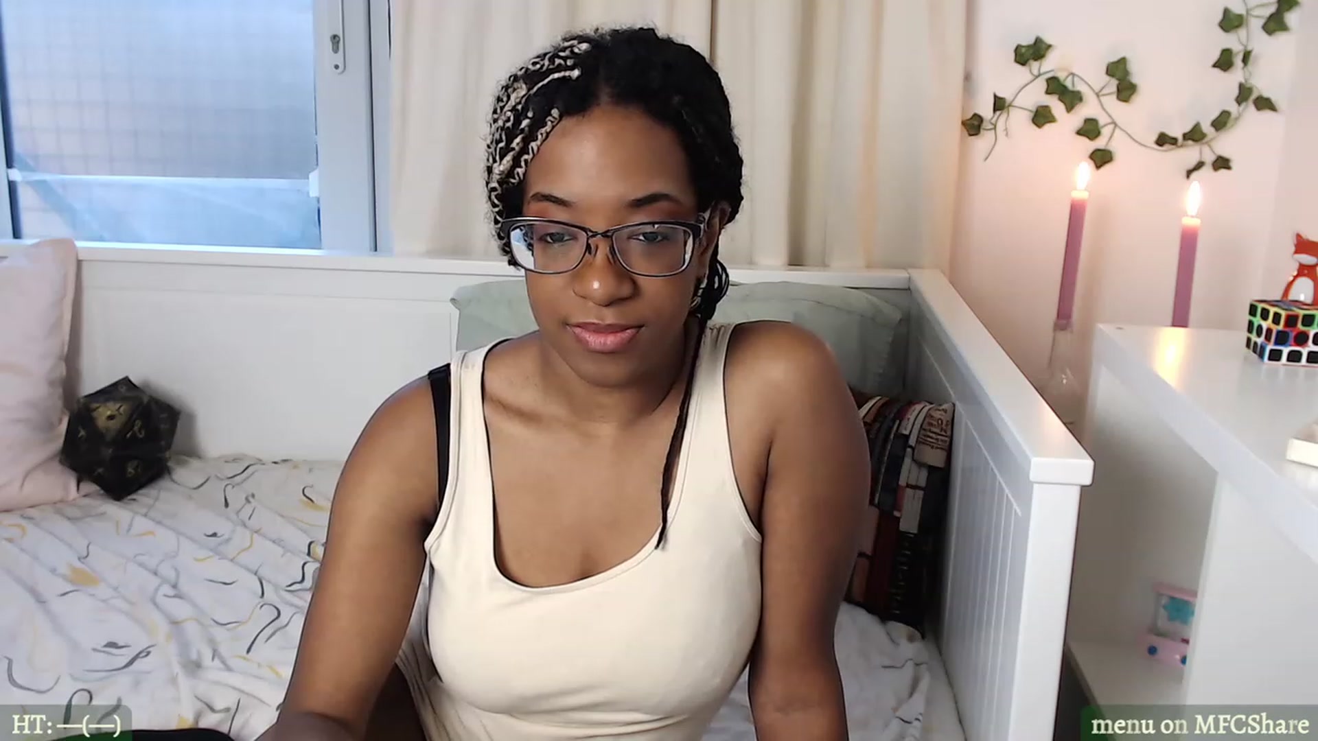 Gallery image thumbnail from JessieDames's myfreecams stream on, 12/06/2022, 16:16 image 7 of 20