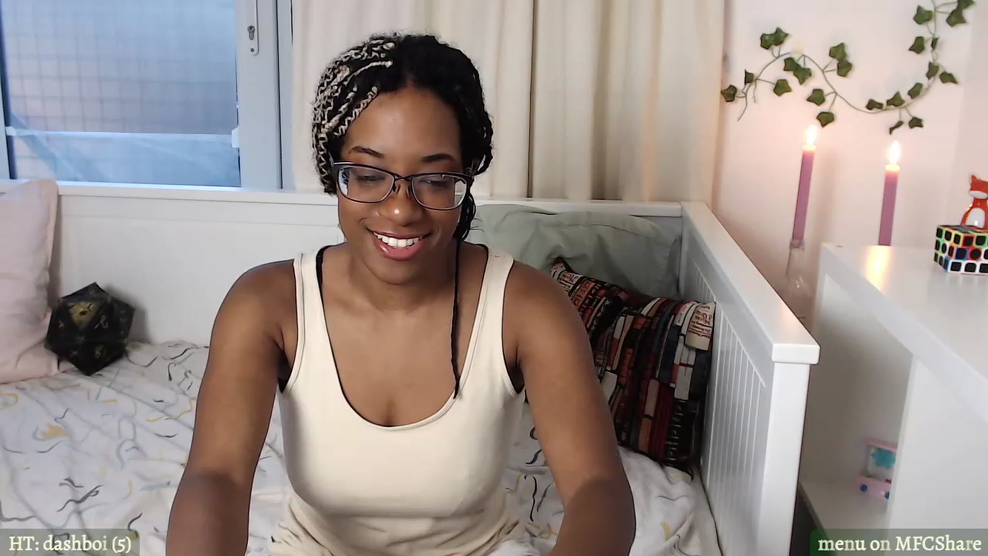 Gallery image thumbnail from JessieDames's myfreecams stream on, 12/06/2022, 16:16 image 10 of 20