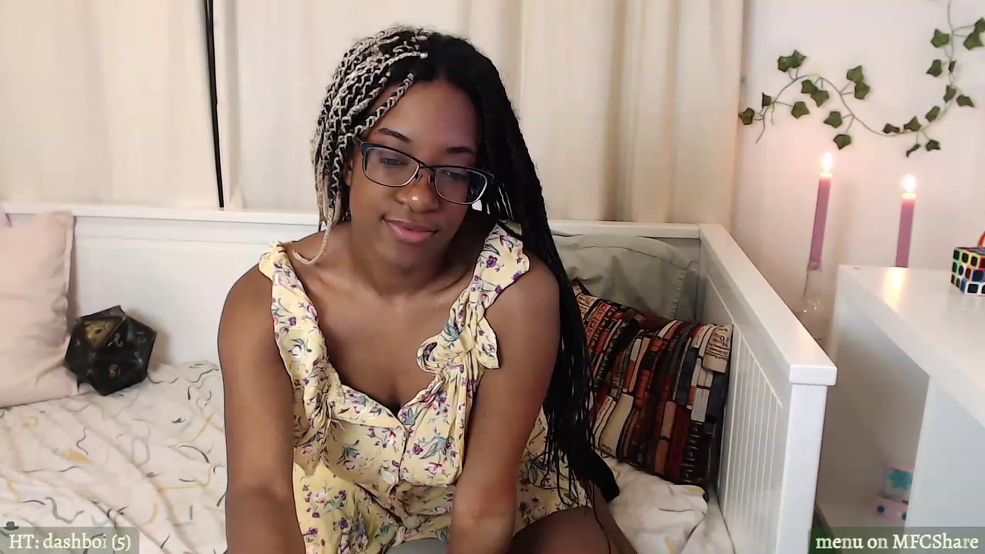 Gallery image thumbnail from JessieDames's myfreecams stream on, 12/06/2022, 16:16 image 20 of 20