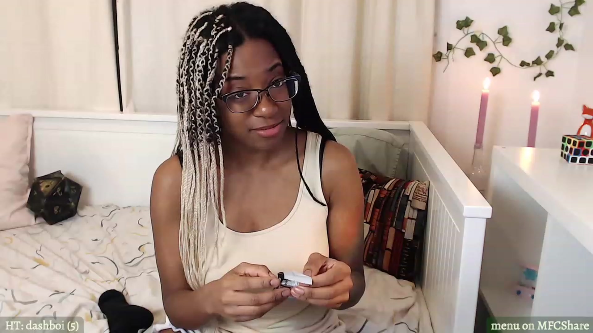 Gallery image thumbnail from JessieDames's myfreecams stream on, 12/06/2022, 16:16 image 18 of 20