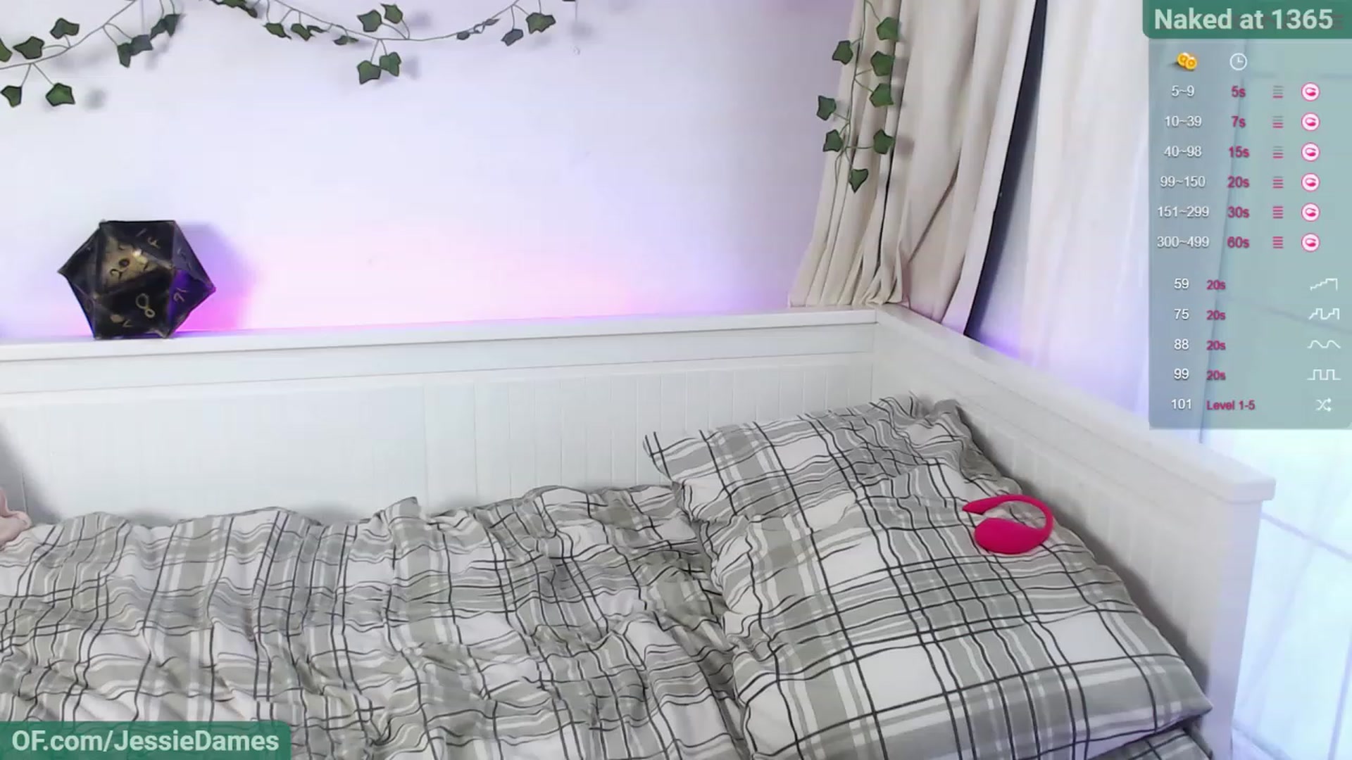 Gallery image thumbnail from JessieDames's myfreecams stream on, 07/03/2023, 14:31 image 15 of 20