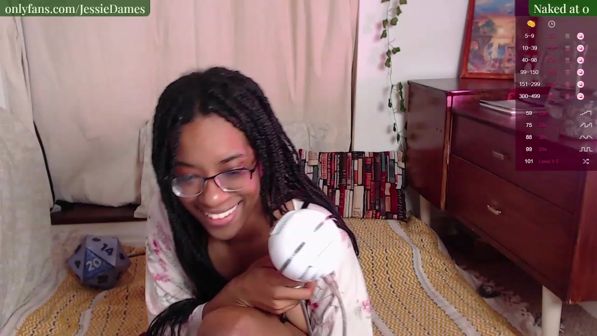Gallery image thumbnail from JessieDames's myfreecams stream on, 01/09/2024, 19:32 image 19 of 20