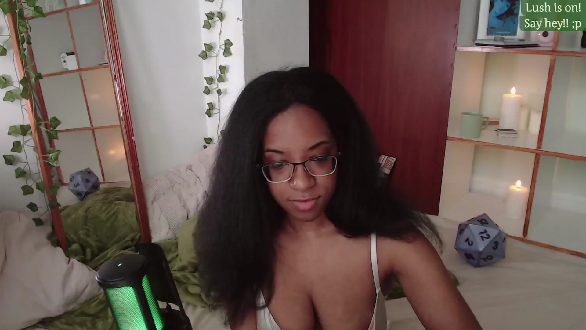 Gallery image thumbnail from JessieDames's myfreecams stream on, 05/14/2024, 16:01 image 1 of 20