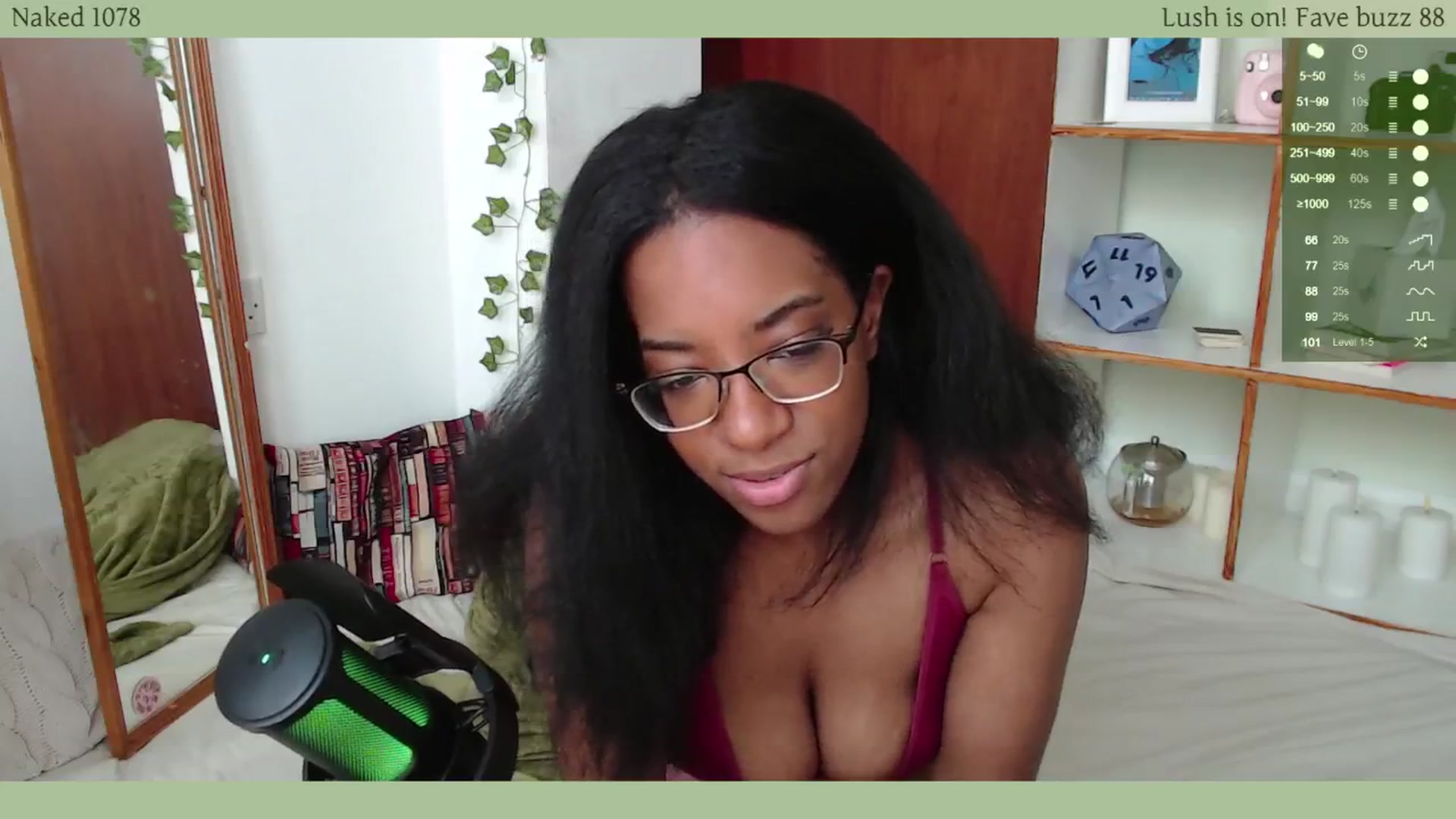 Gallery image thumbnail from JessieDames's myfreecams stream on, 05/20/2024, 15:55 image 13 of 20
