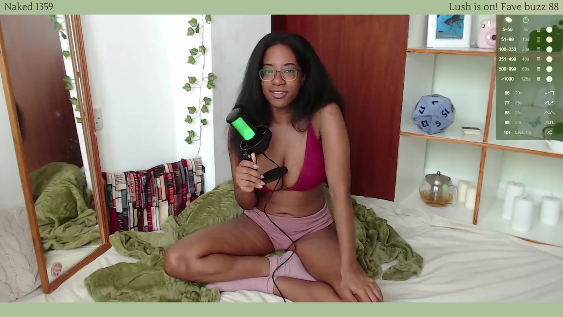 Gallery image thumbnail from JessieDames's myfreecams stream on, 05/20/2024, 15:55 image 6 of 20