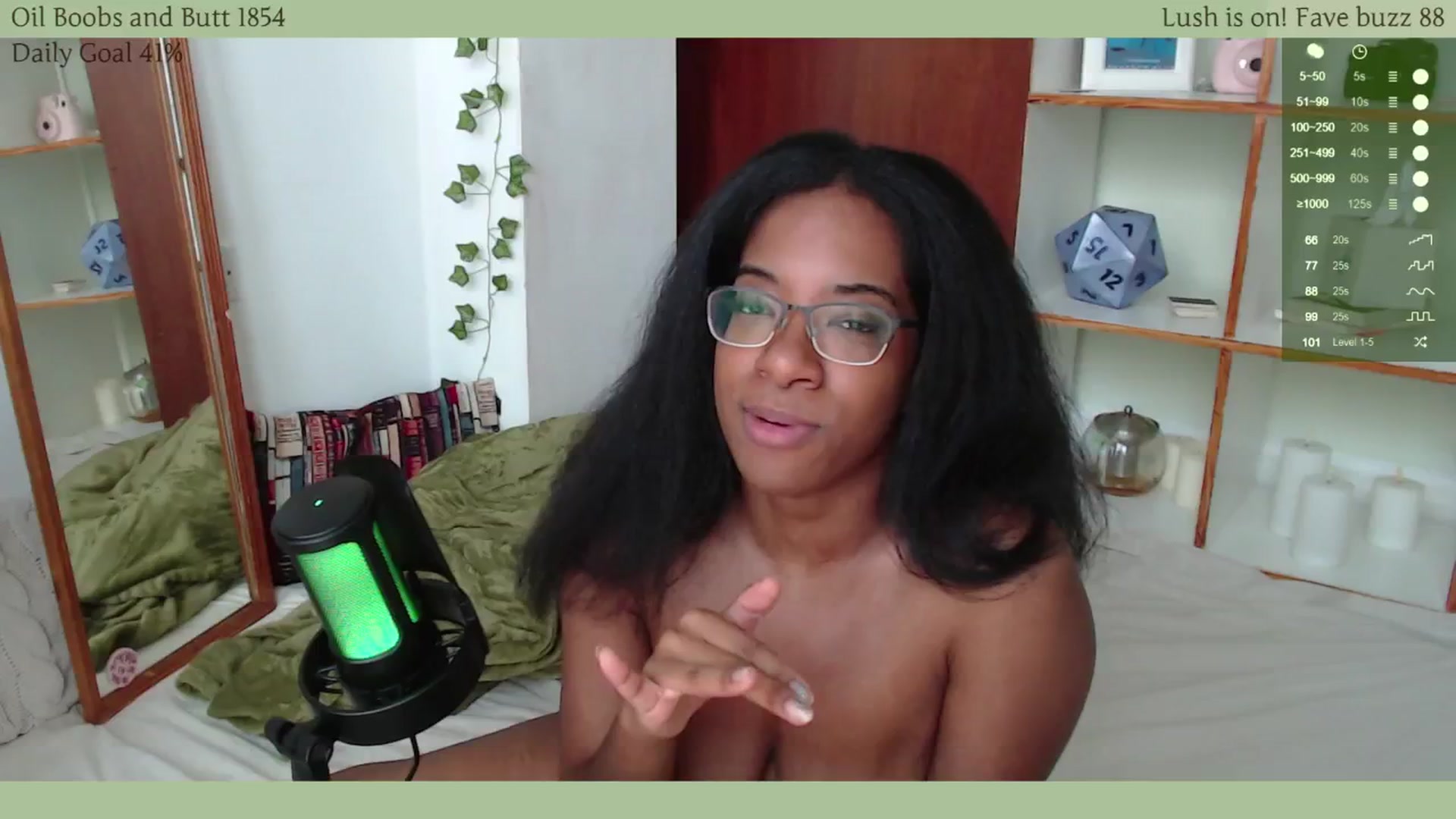 Gallery image thumbnail from JessieDames's myfreecams stream on, 05/20/2024, 19:33 image 9 of 20